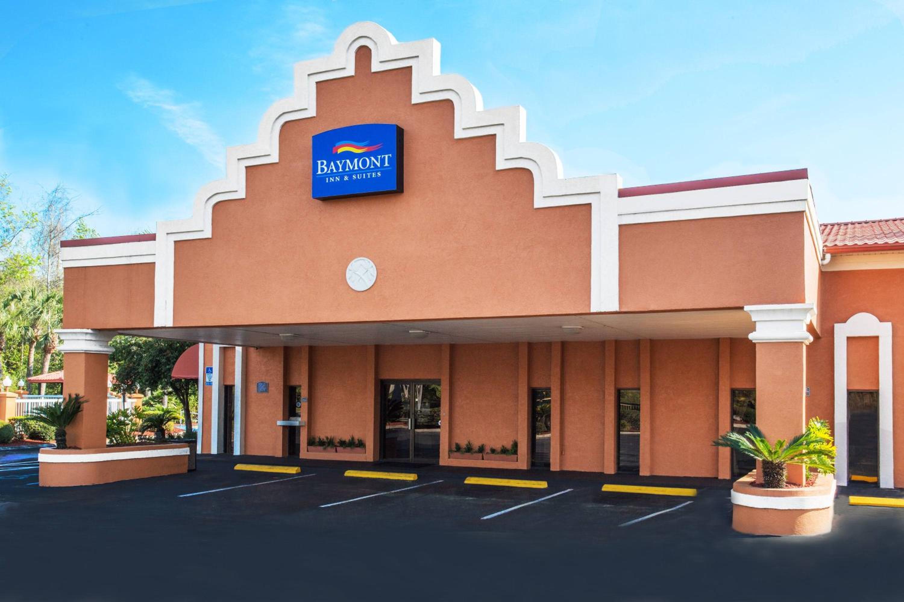 Lake City Vacations - Baymont by Wyndham Lake City - Property Image 56