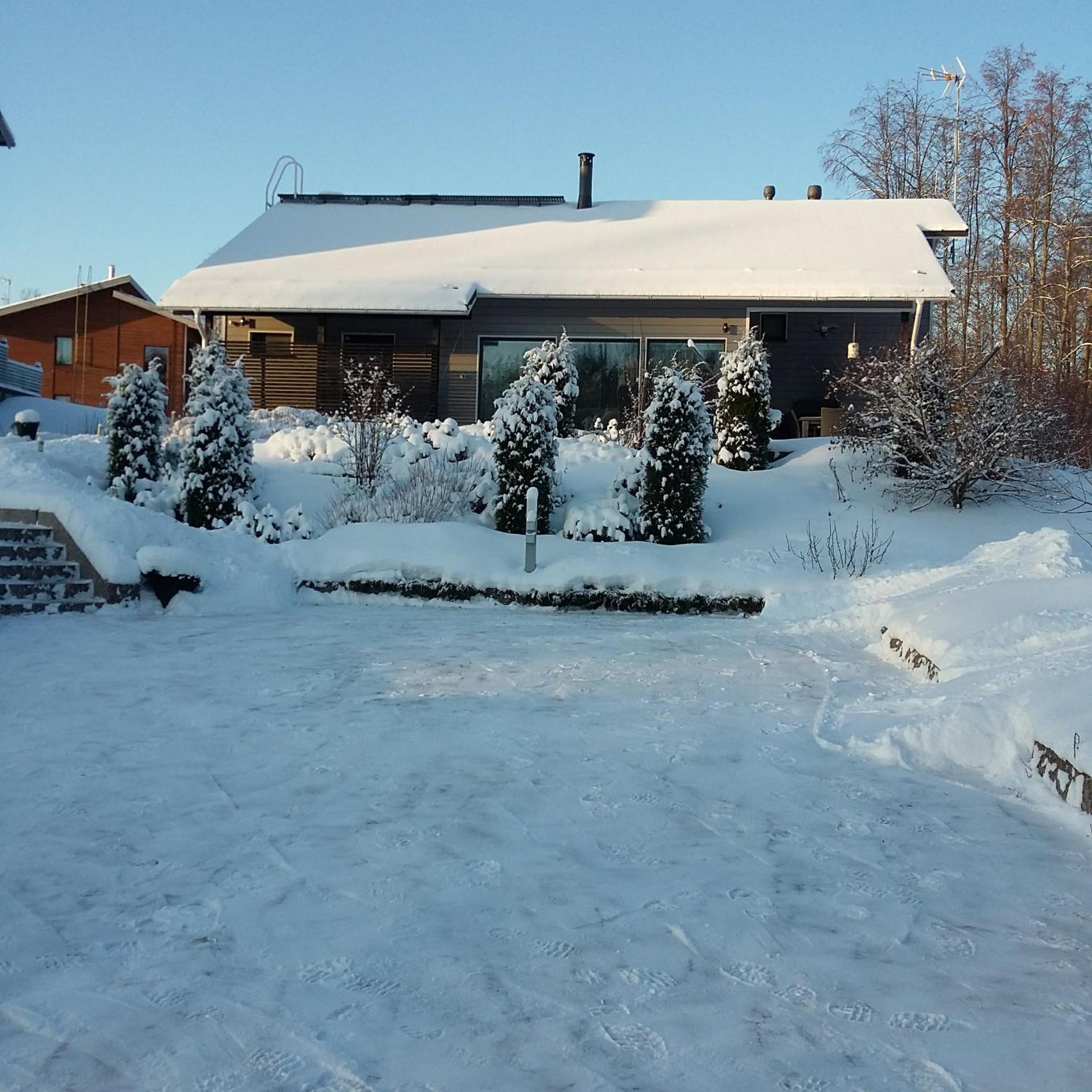 Photo 8