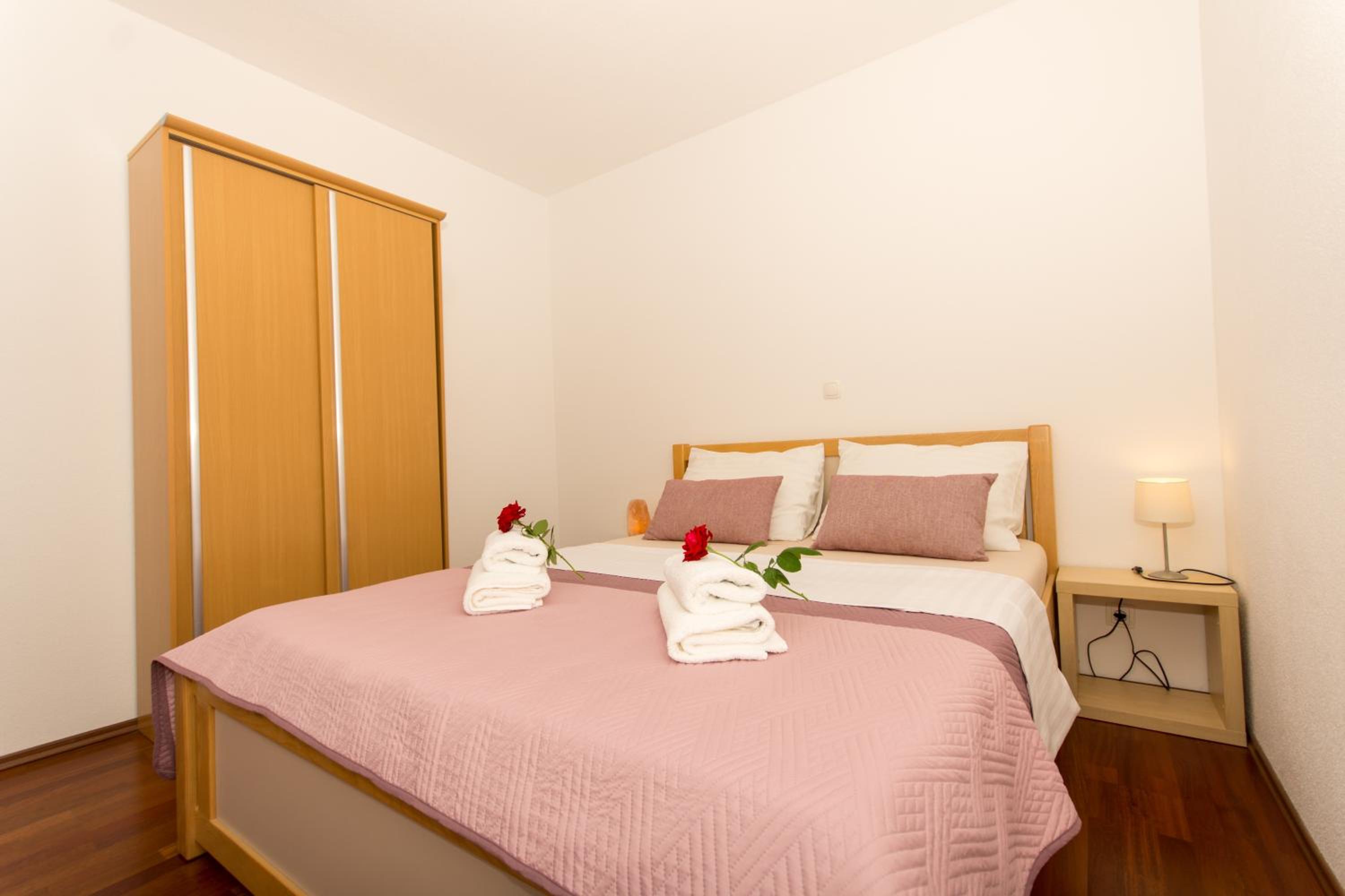 Apartments Cavar view 4