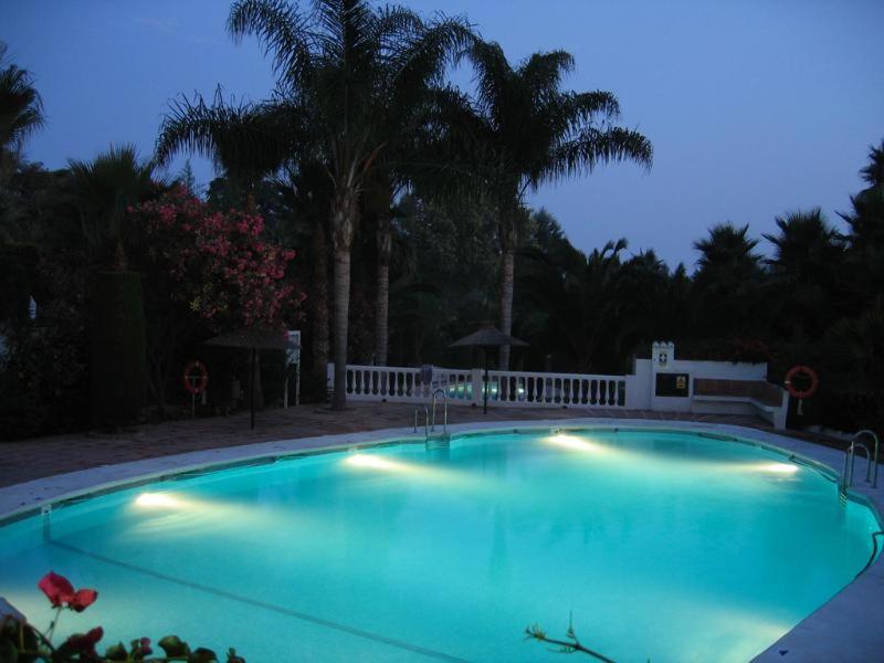 1 Bed Traditional Holiday Rental Cottage Oasis Capistrano Nerja Spain photo 2