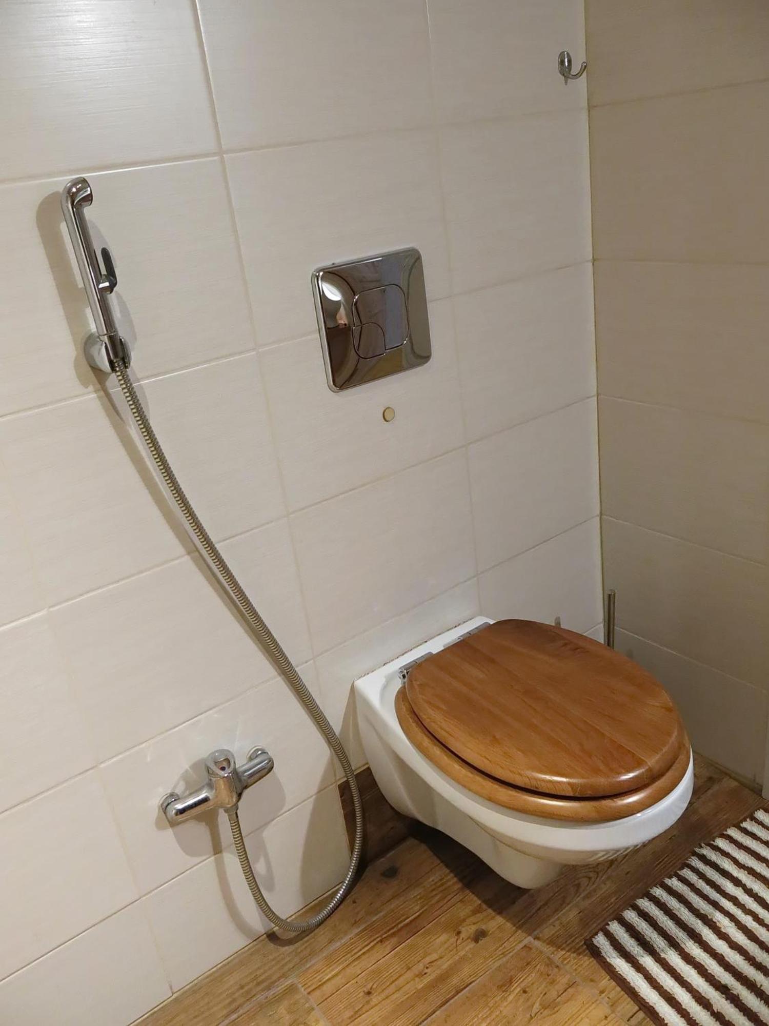 Majakovski Family Suite