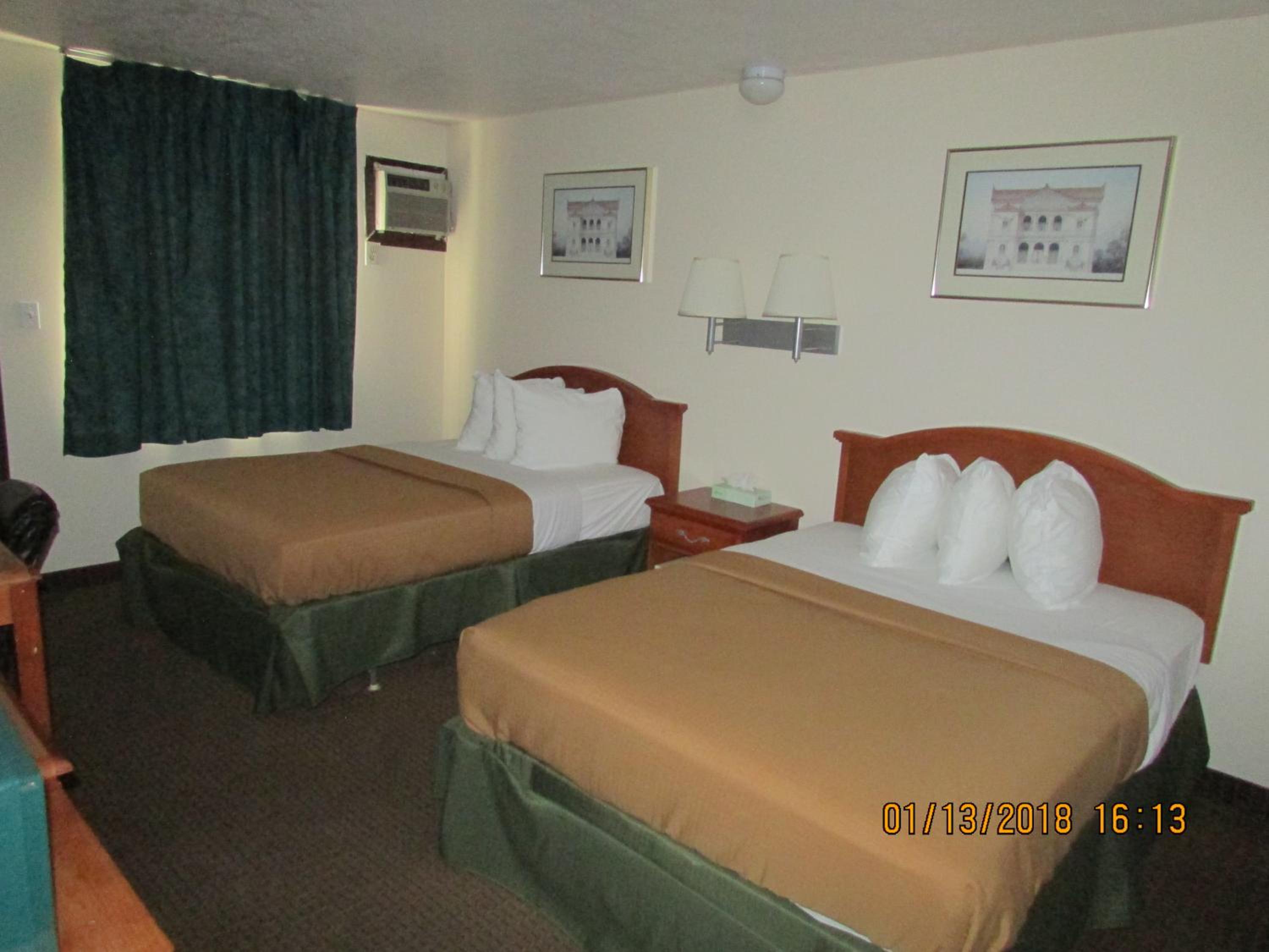 Green River Vacations - Western Inn - Green River - Property Image 3