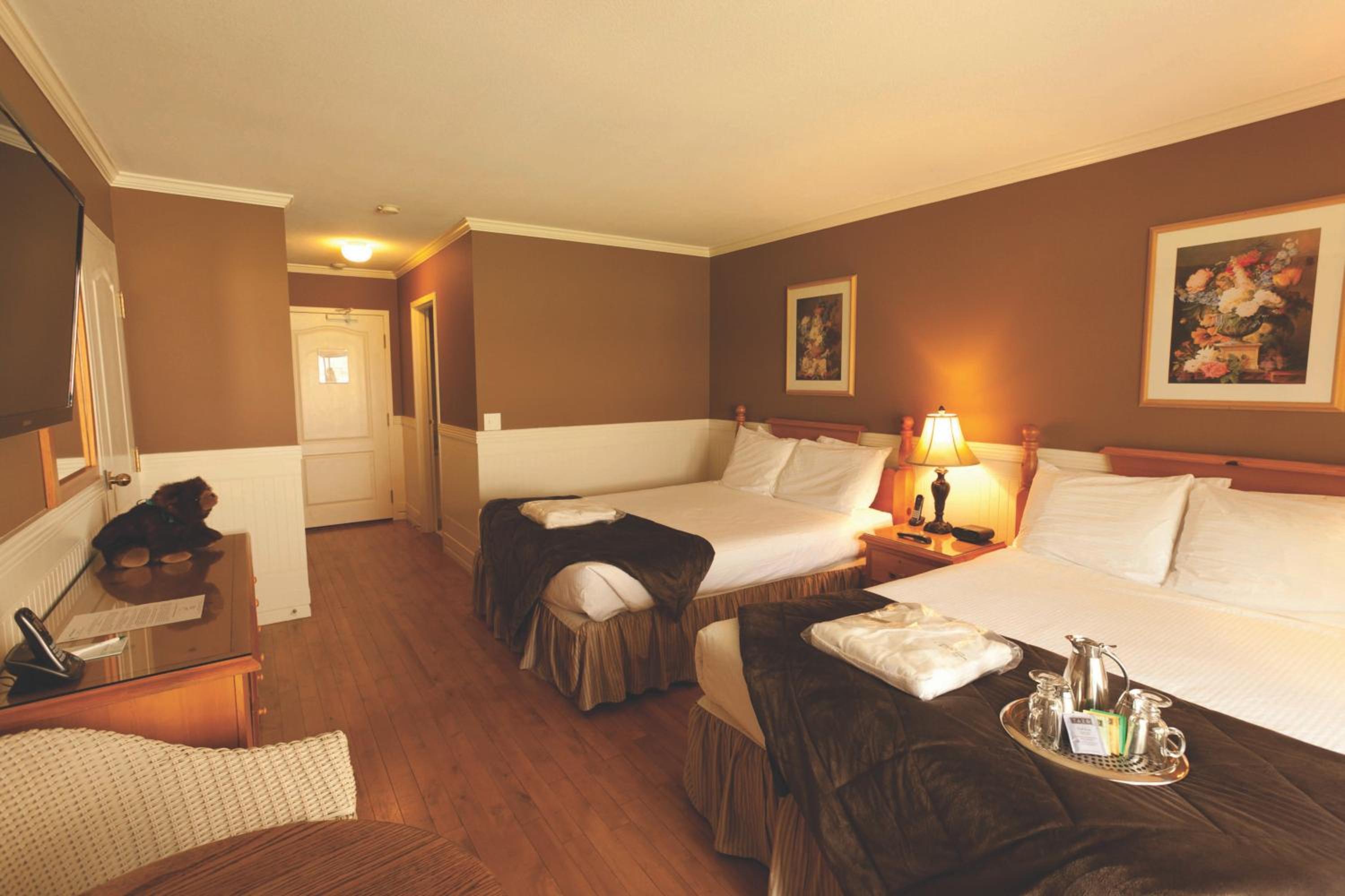 South Thompson Inn & Conference Centre 77