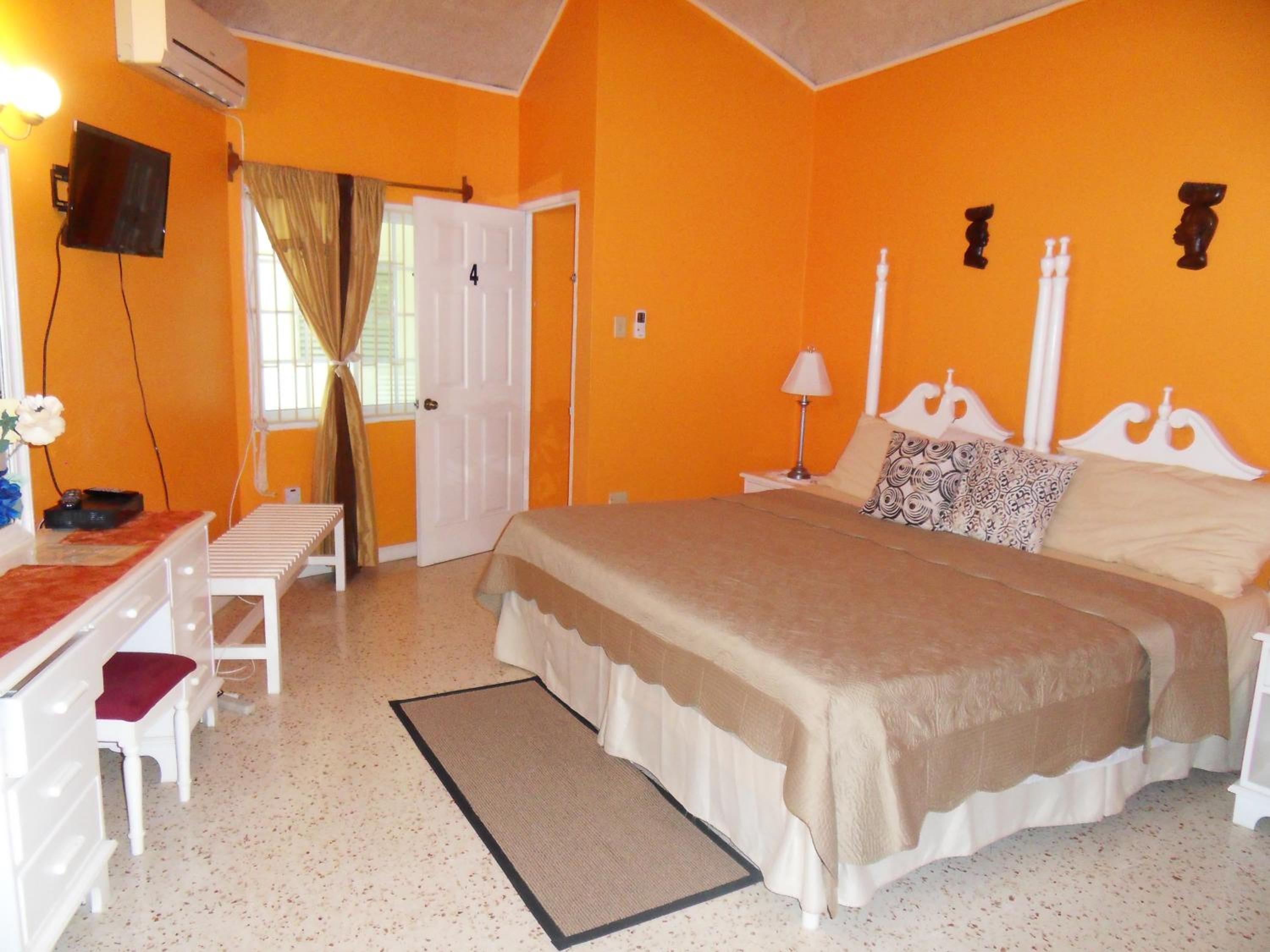 Photo 9