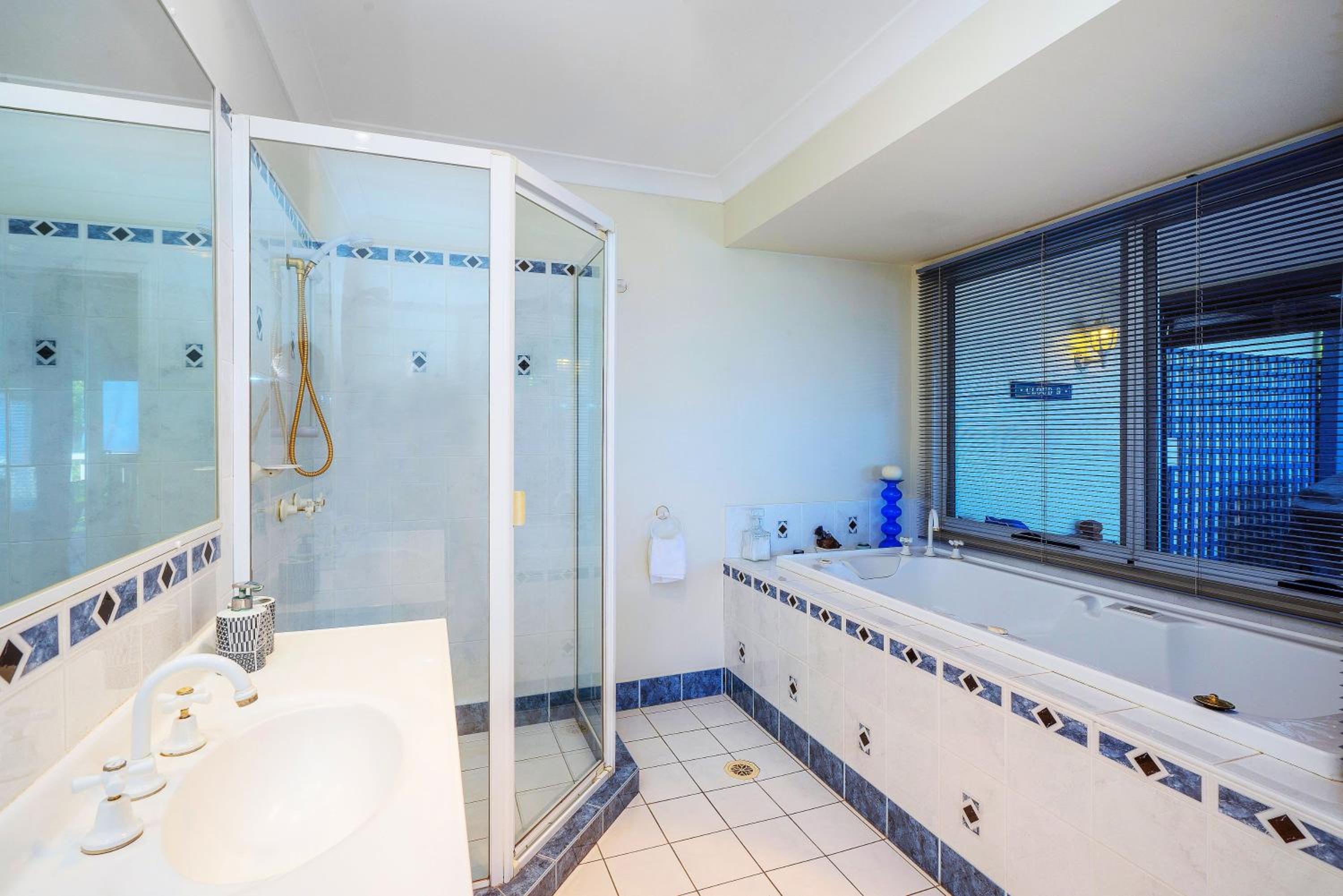 Cloud 9 - Boutique Cliff Top Residence