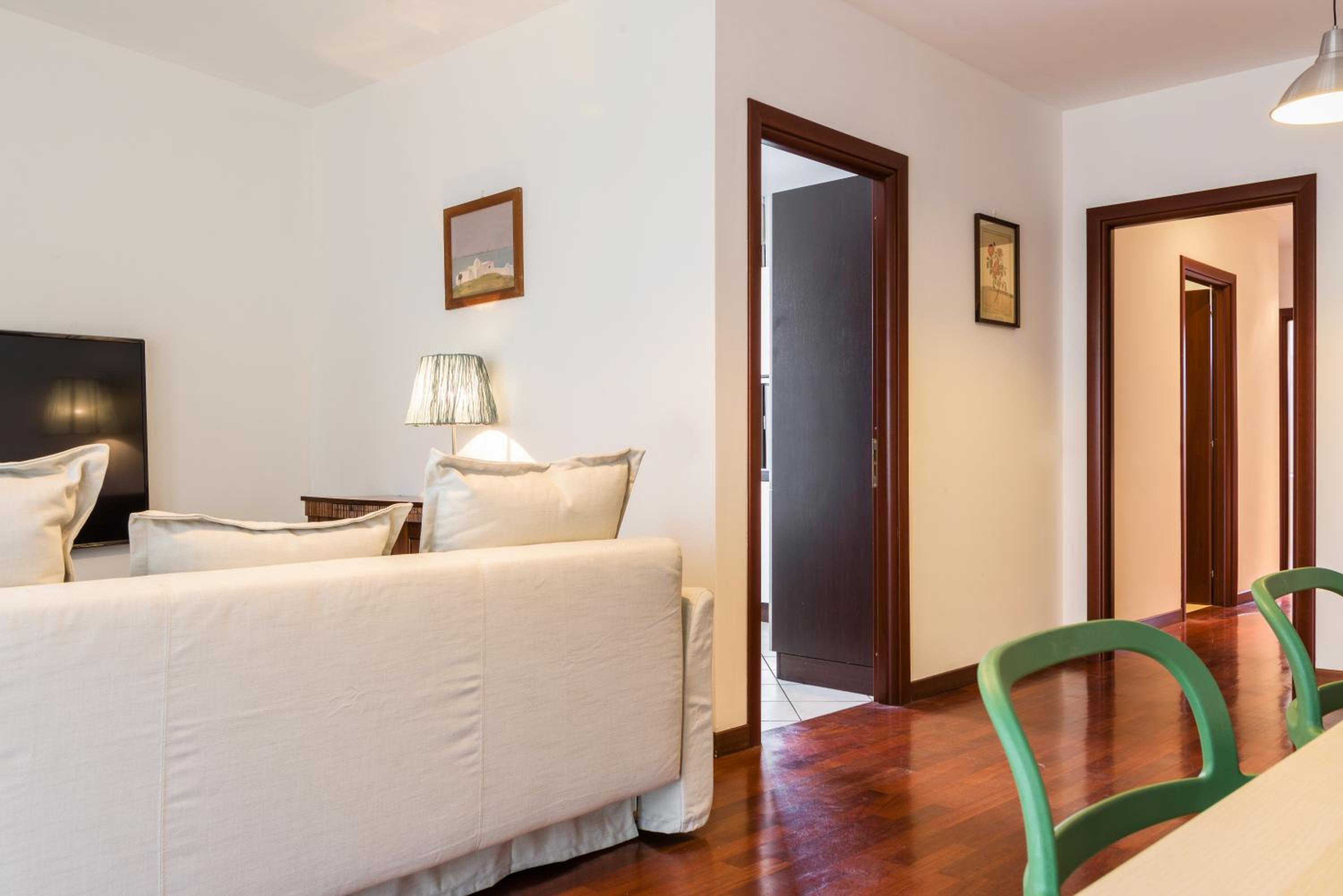 Magistretti Flexyrent Apartment