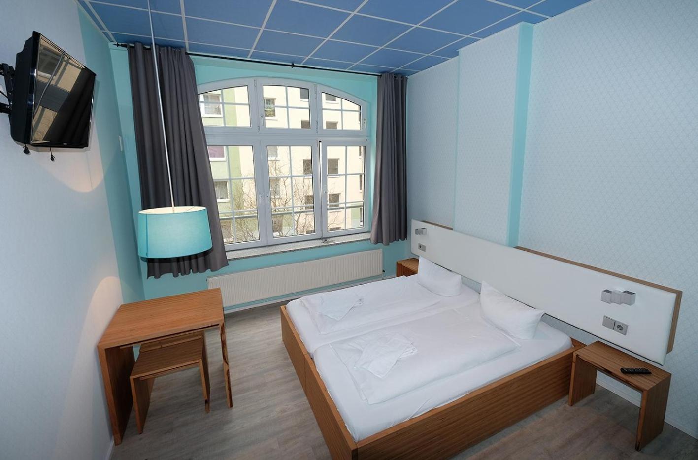 Singer109 Hostel, Hotel & Apartment