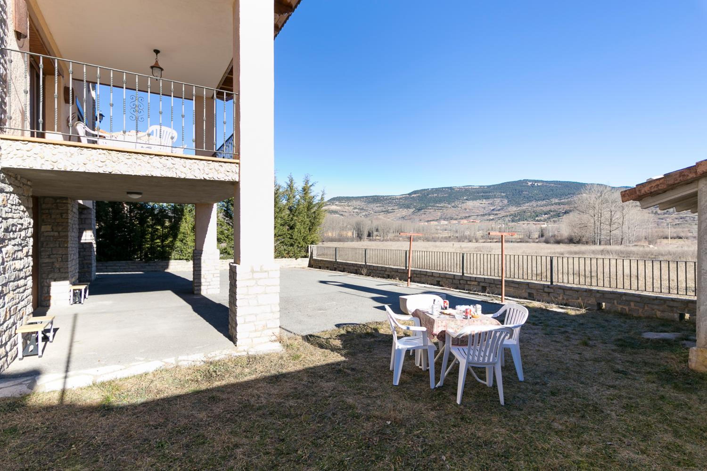 Casa Rural Saura
