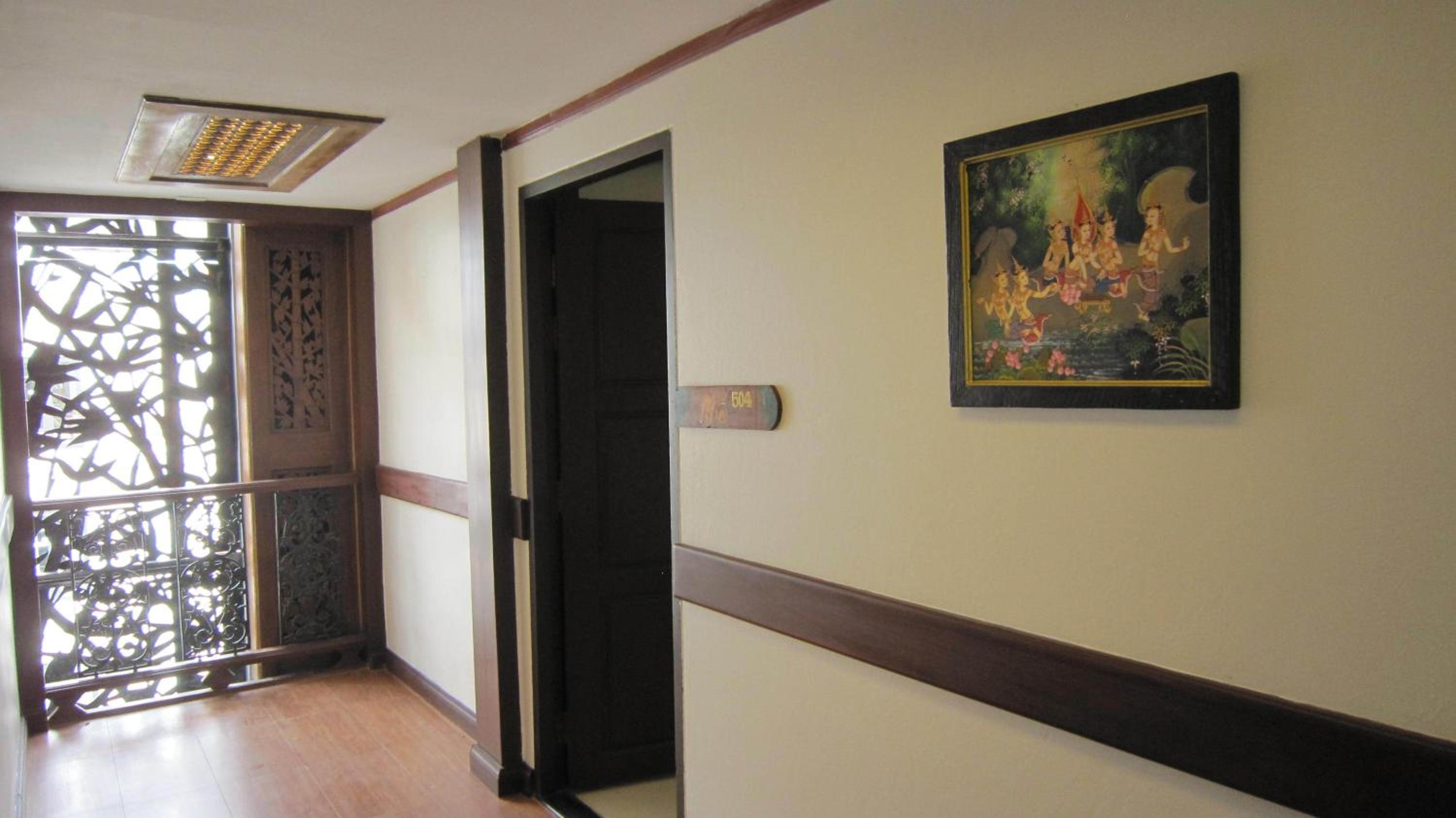 Chang Siam Inn