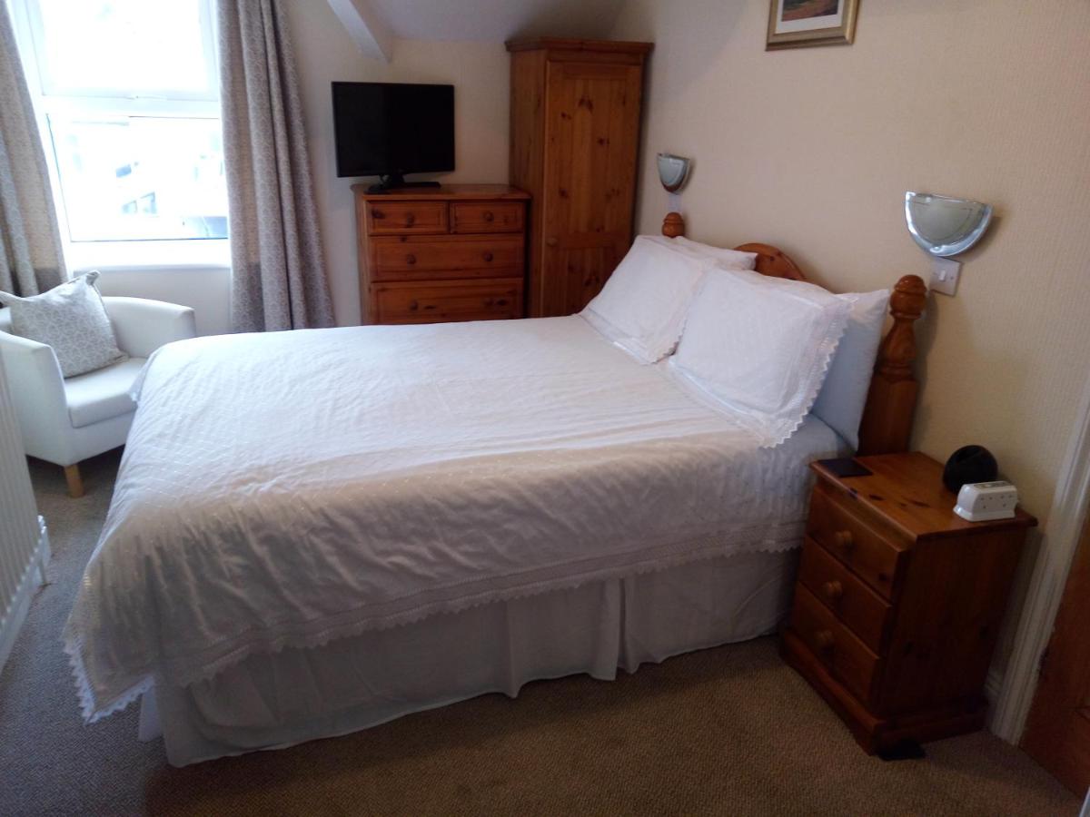 Dunsford Guest House