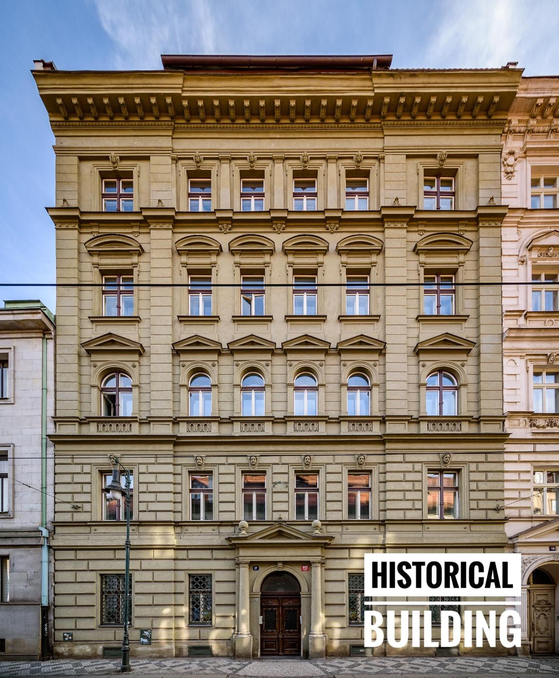 President APT by Prague Castle, VIEWS