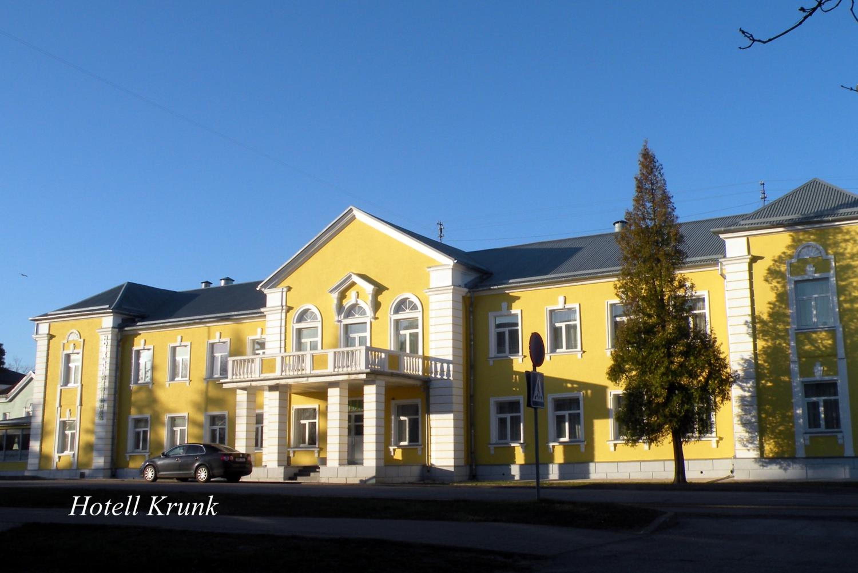 Majakovski Family Suite