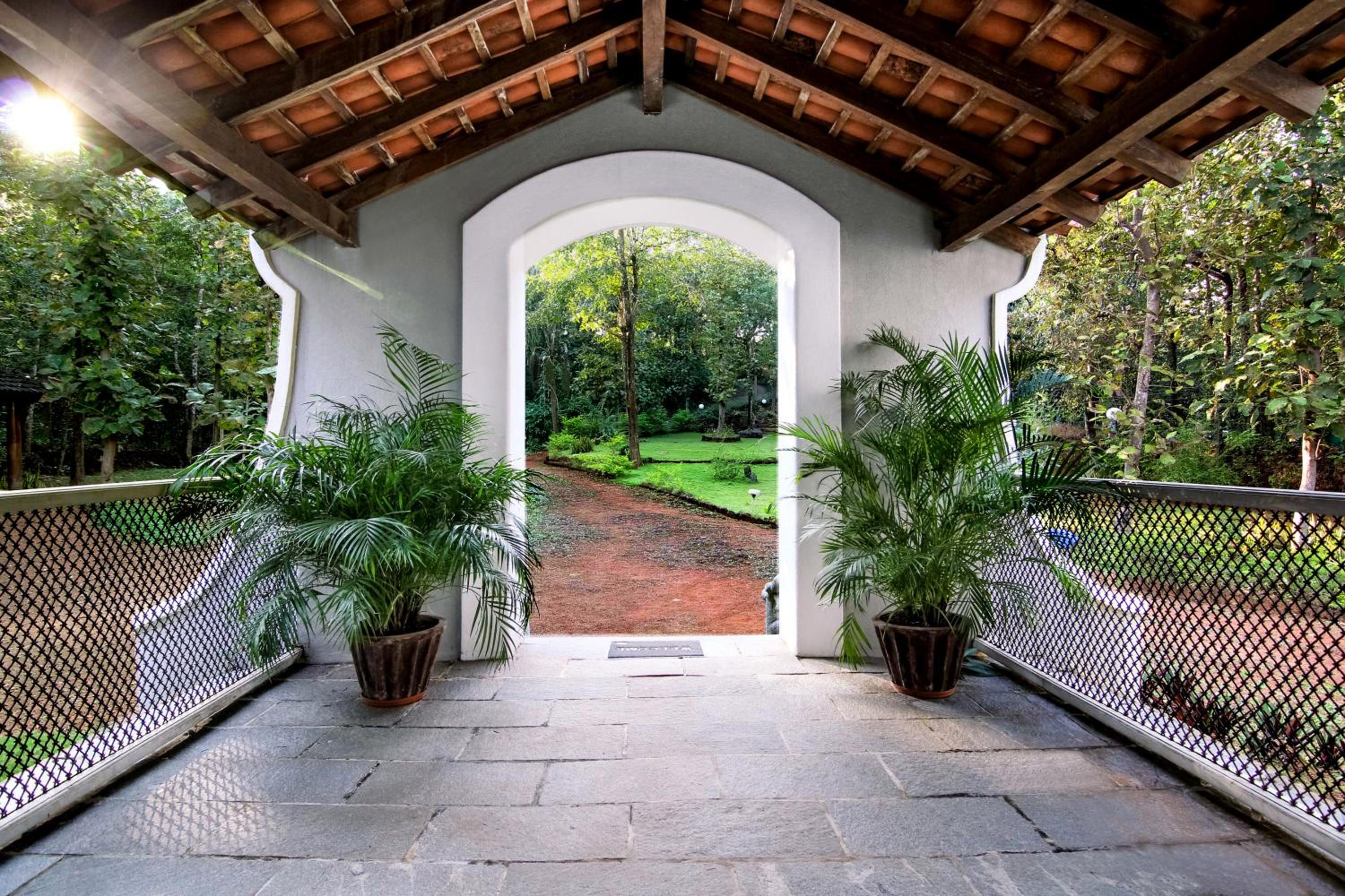 IKSHAA Luxury Villa with Private Pool
