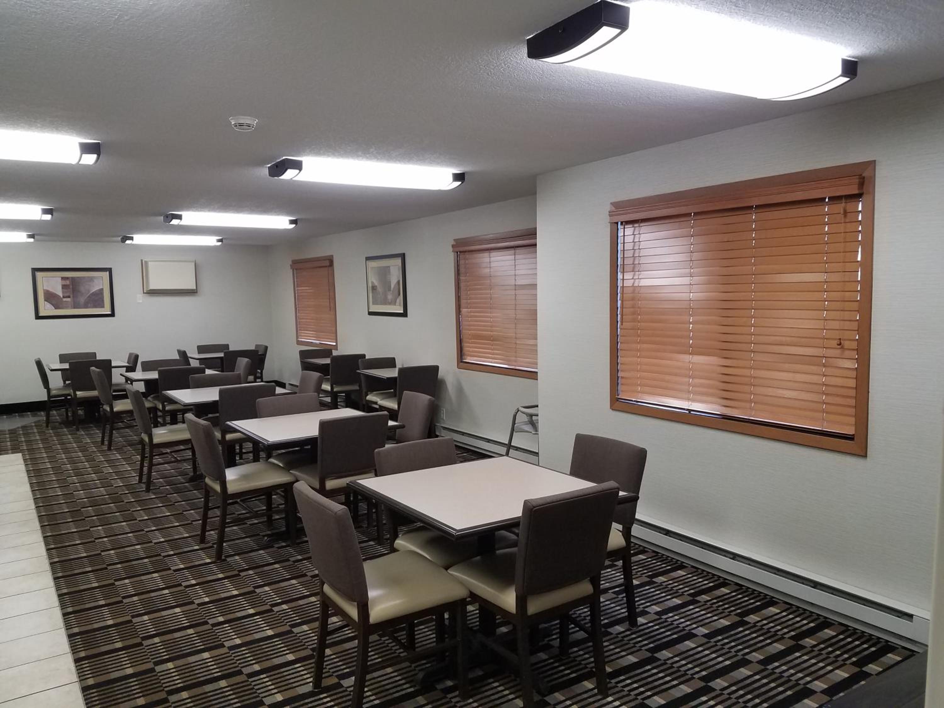 Bismarck Vacations - Americas Best Value Inn and Suites Bismarck - Property Image 25
