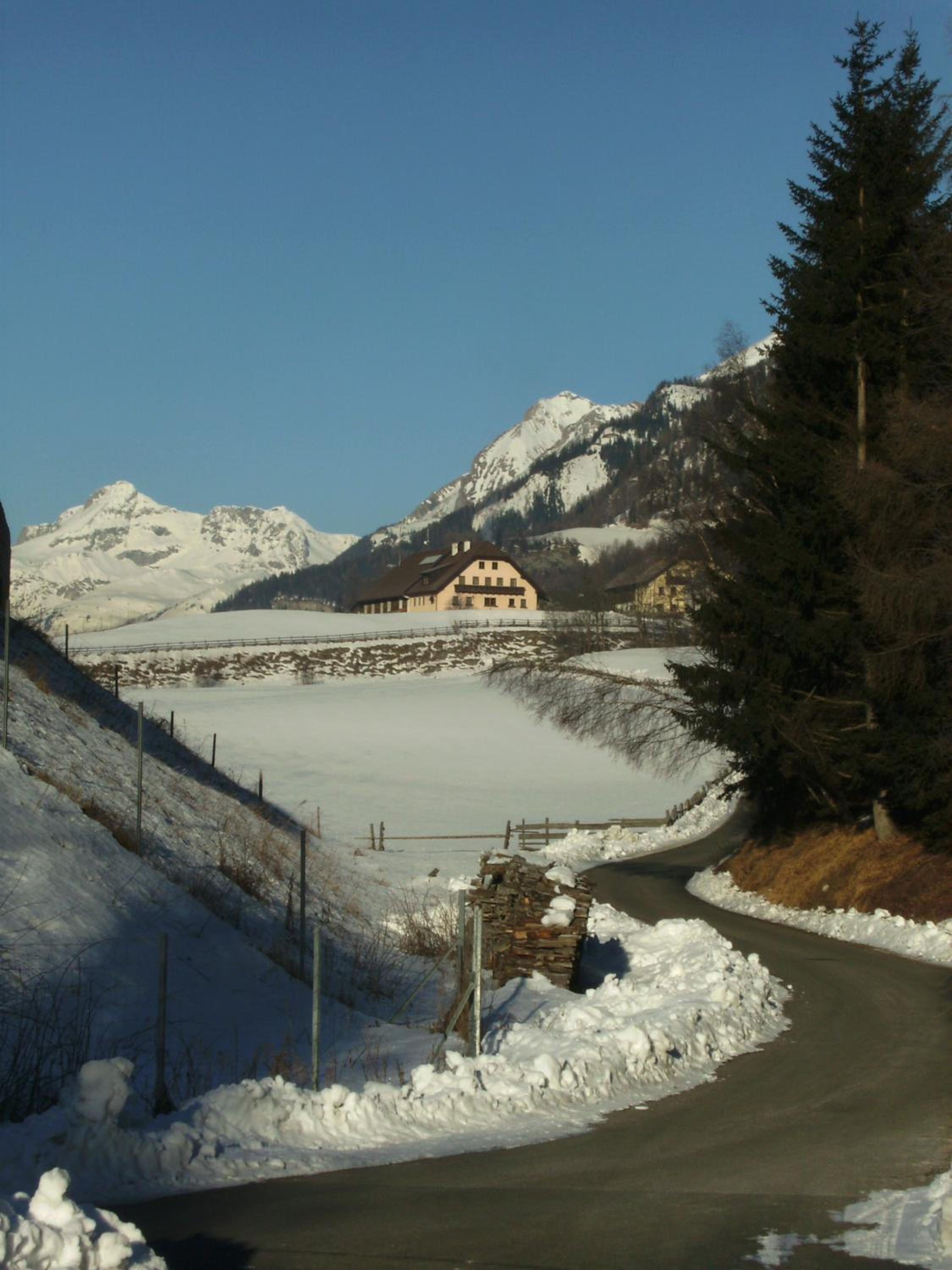 Unterlanschützhof view 3