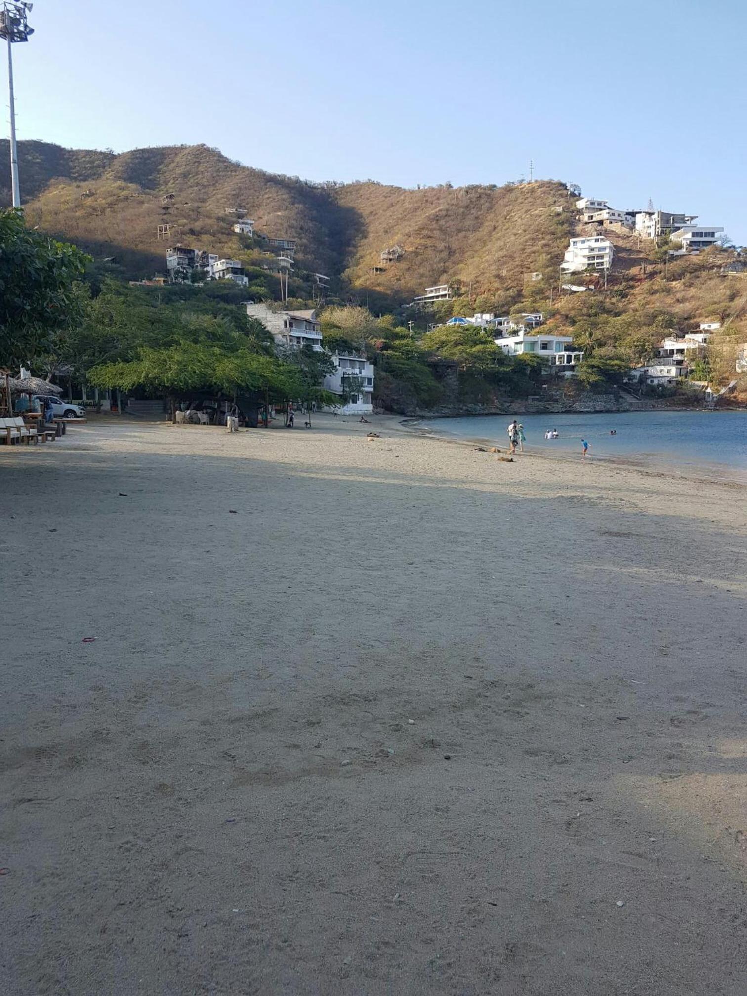 Hostal Dumbira