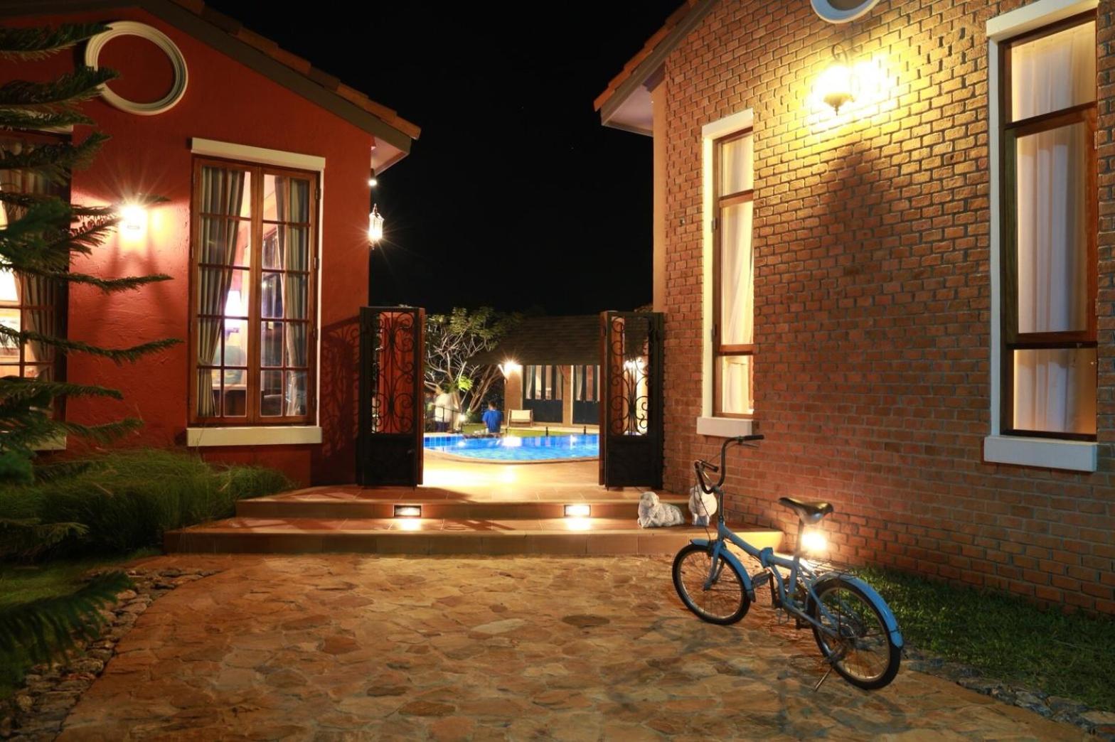 Photo 20
