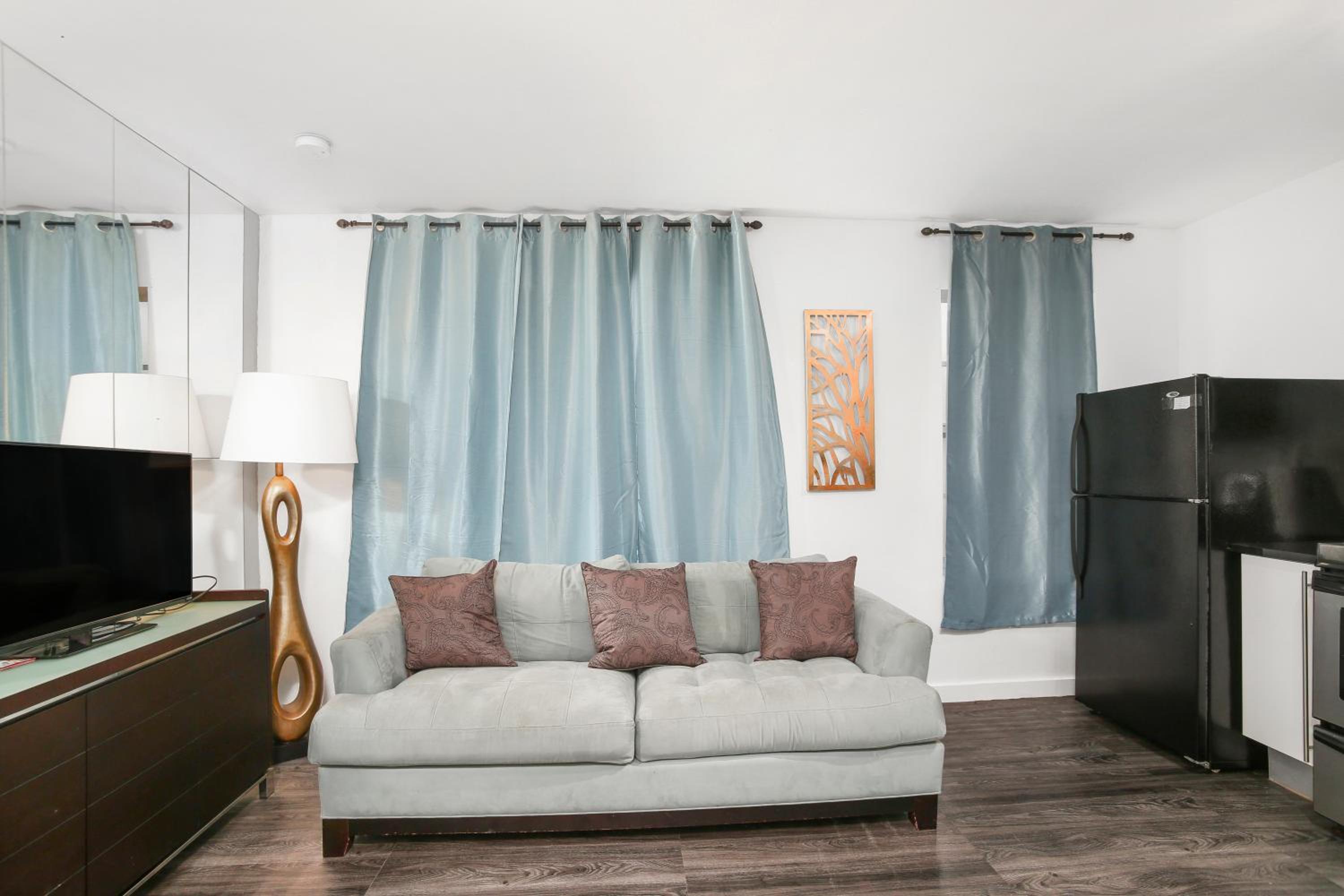 Apartment On The Beach