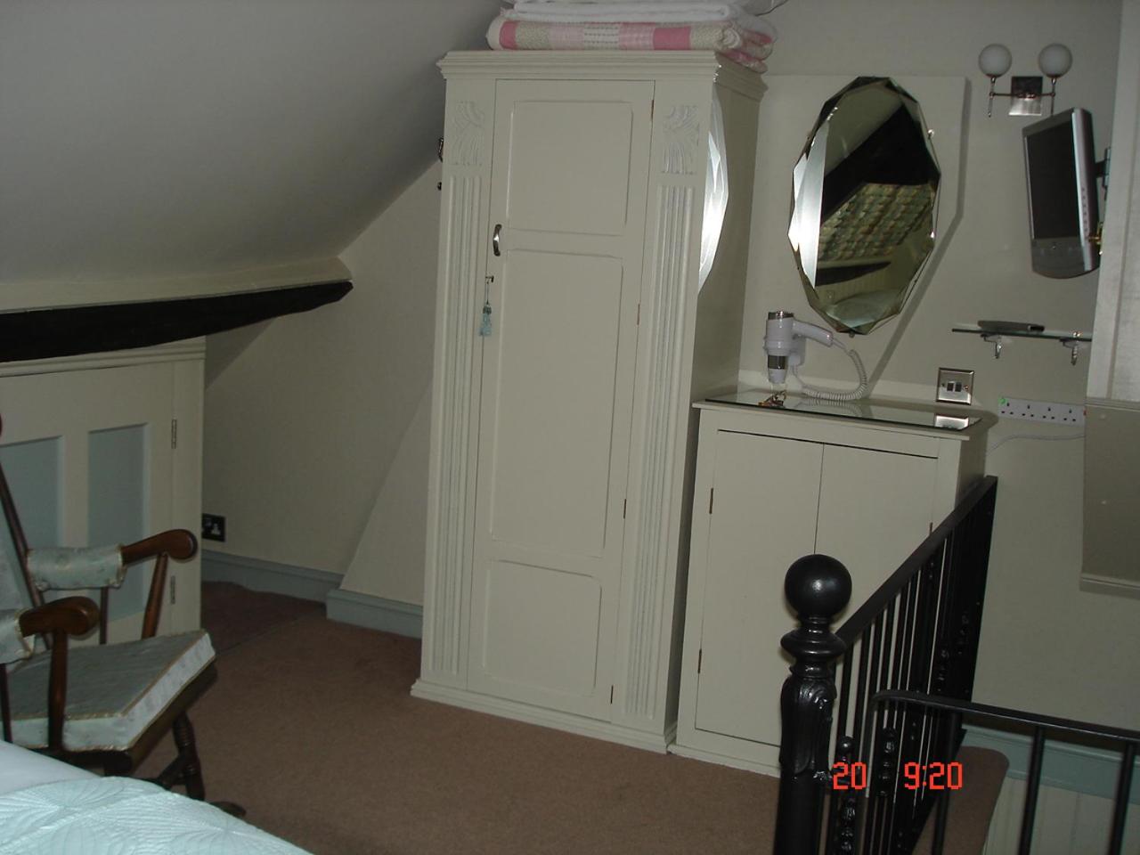 Photo 19
