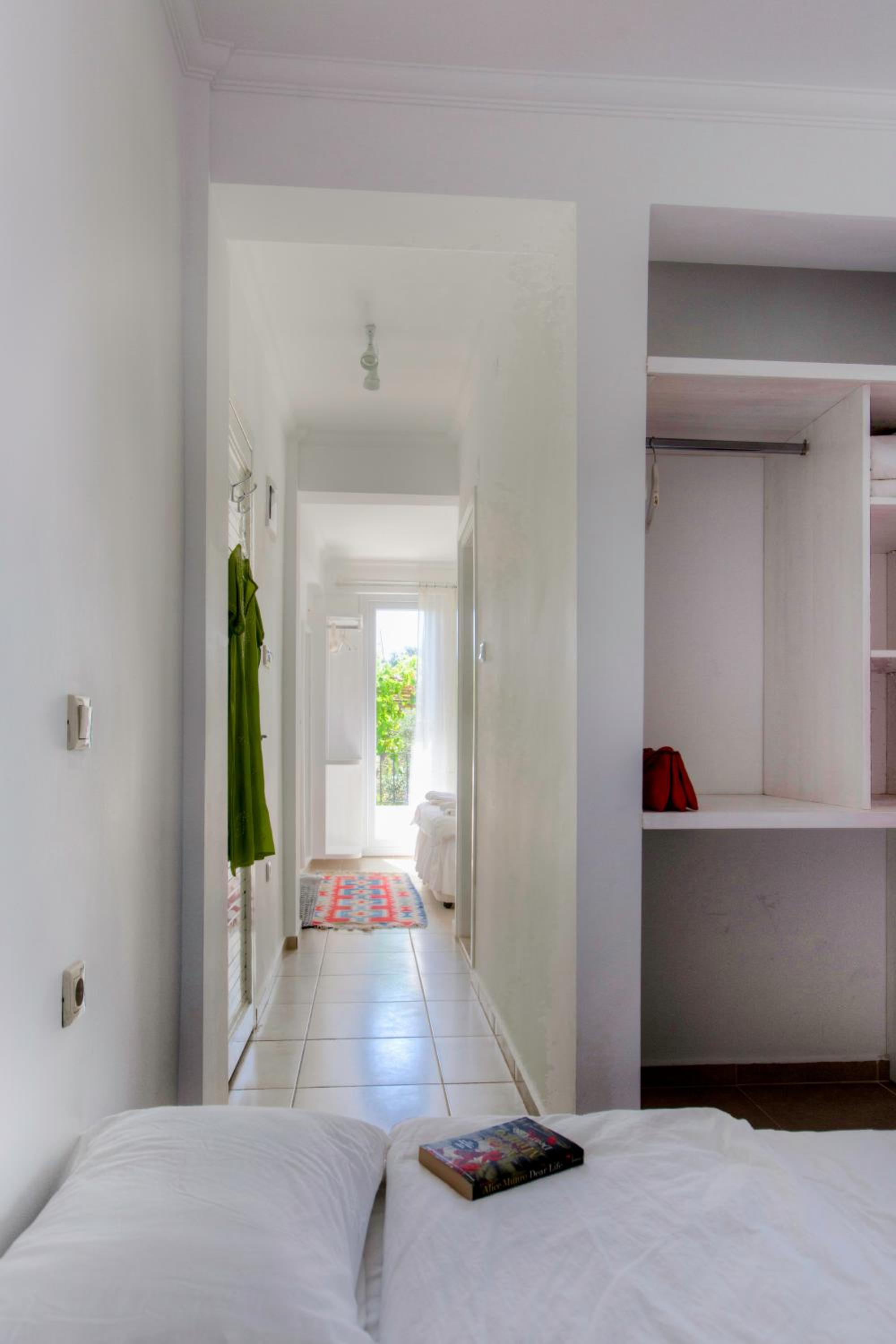 Hideaway - Image 134