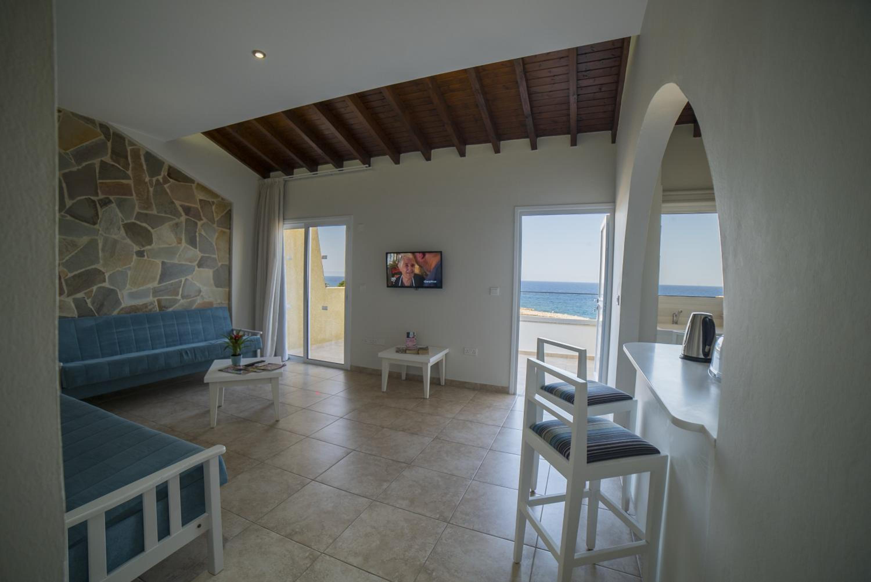 Protaras Vacations - MyroAndrou Beach Hotel Apartments - Property Image 3