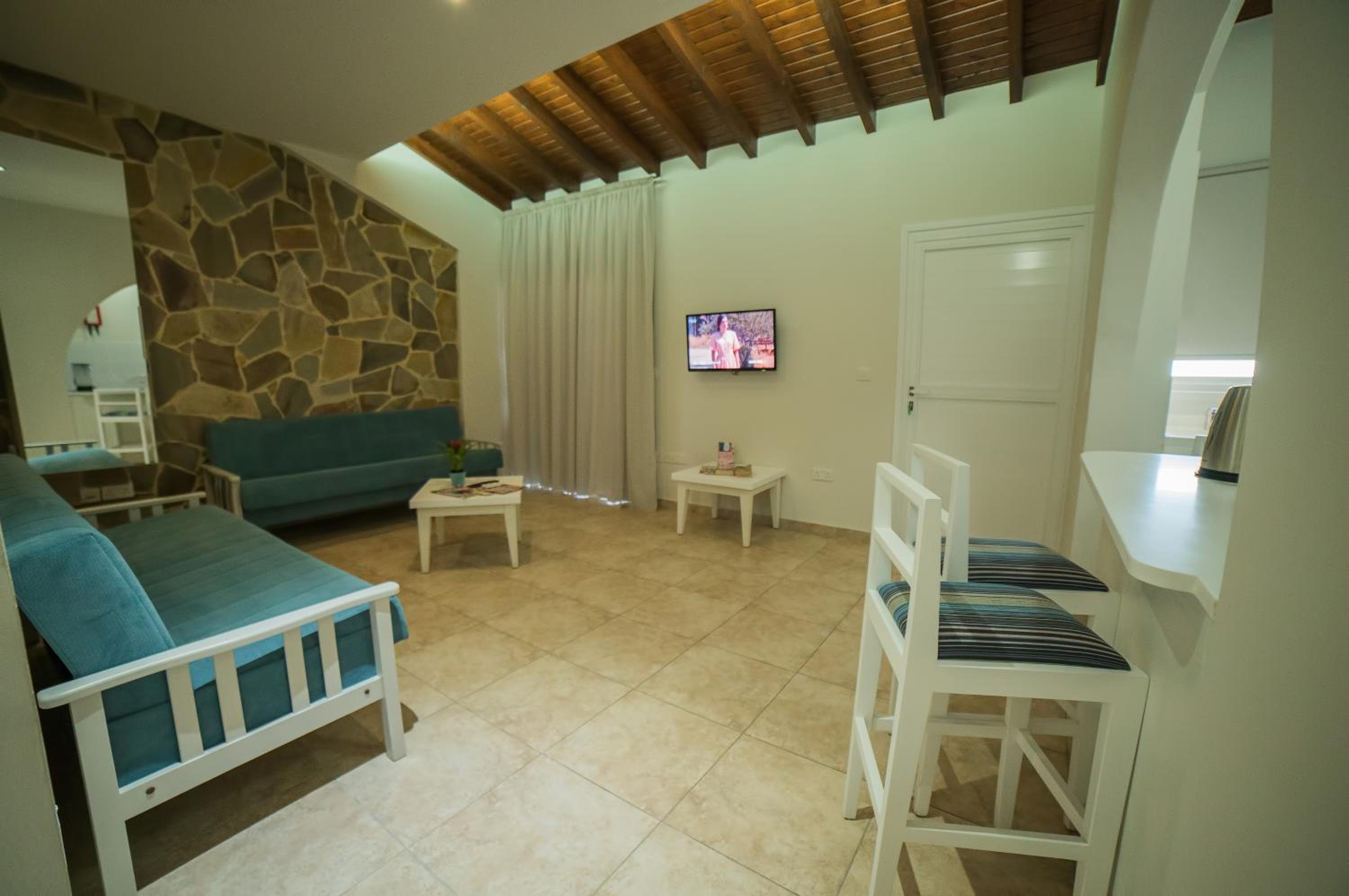 Protaras Vacations - MyroAndrou Beach Hotel Apartments - Property Image 4