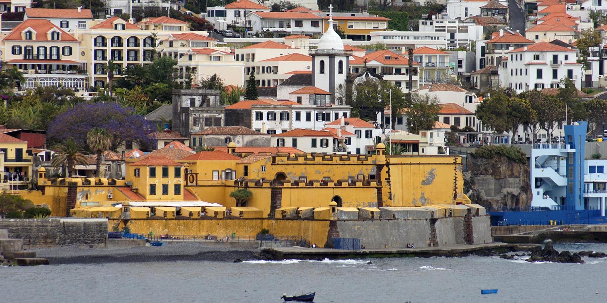 Central Studio in Funchal 3S view 2