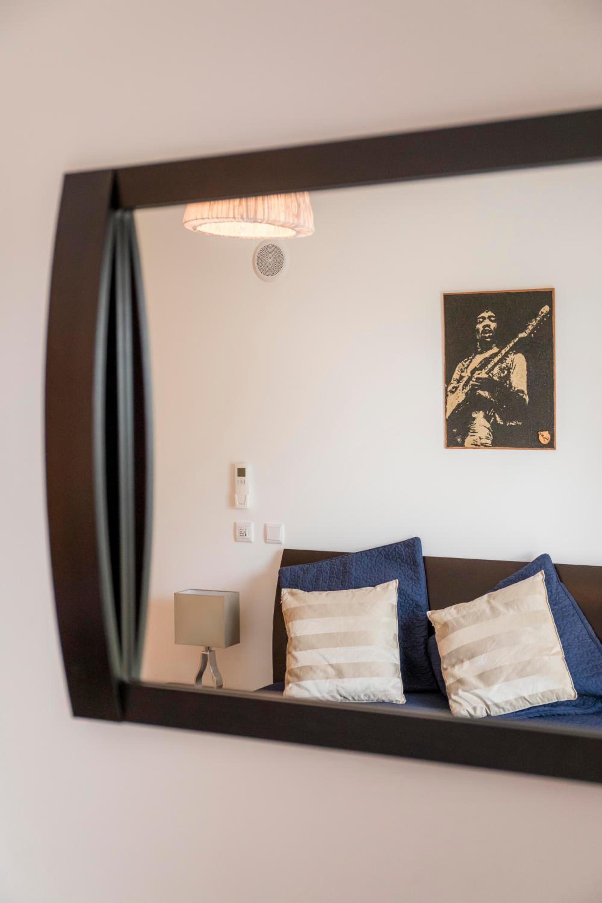 C02 - Luxury 3 Bed With Pool View
