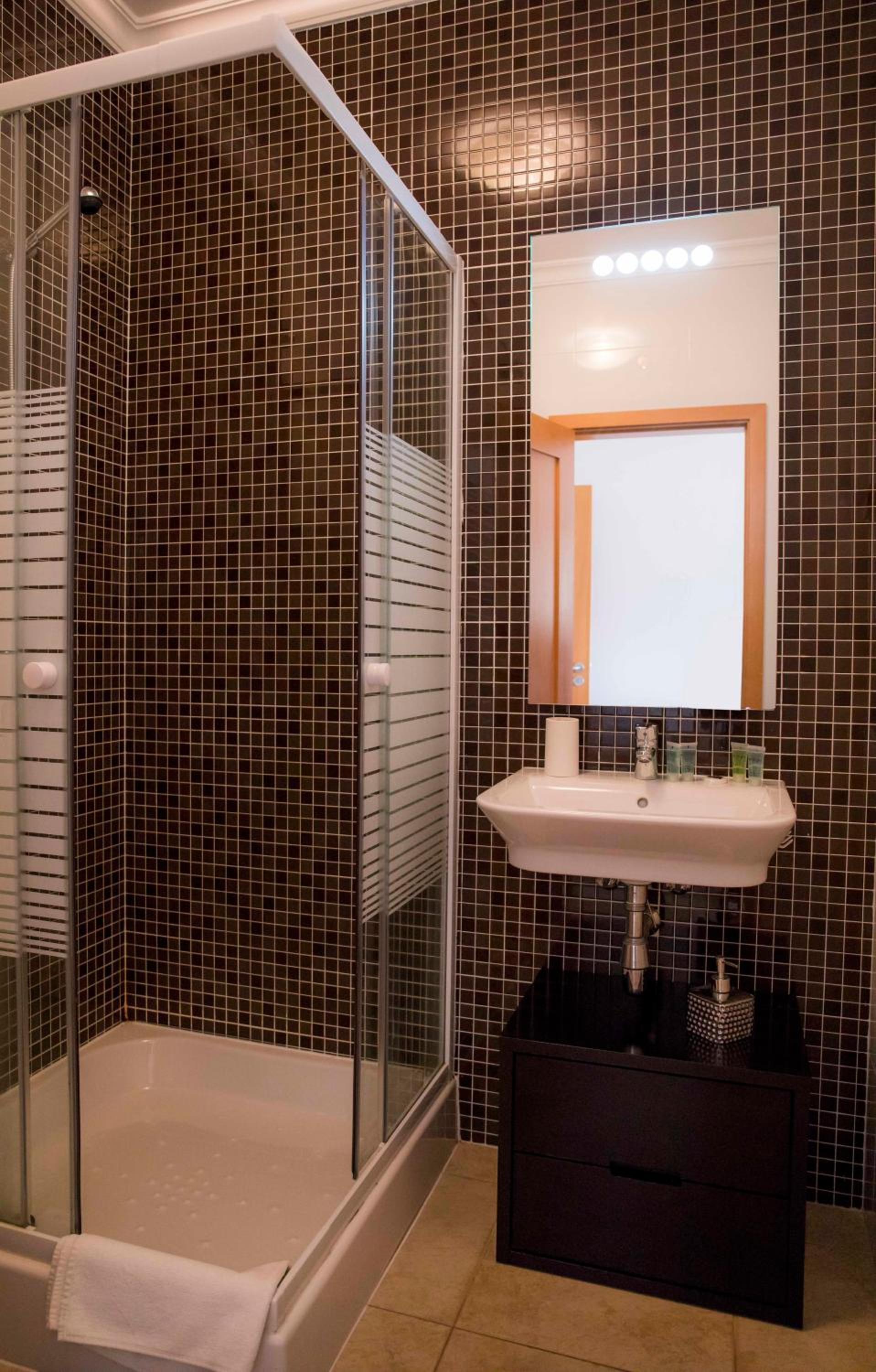 C02 - Luxury 3 Bed With Pool View
