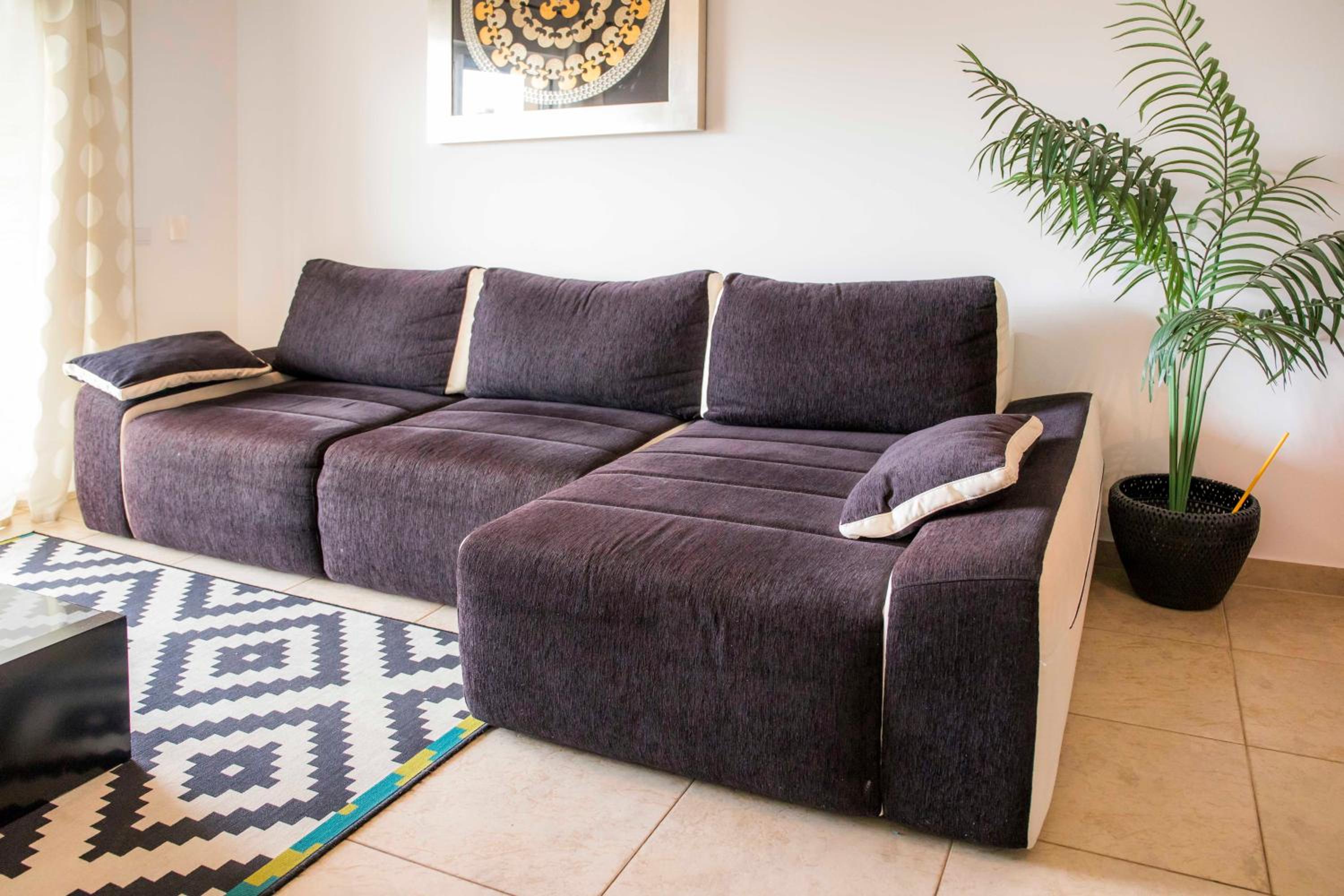 C02 - Luxury 3 Bed With Pool View