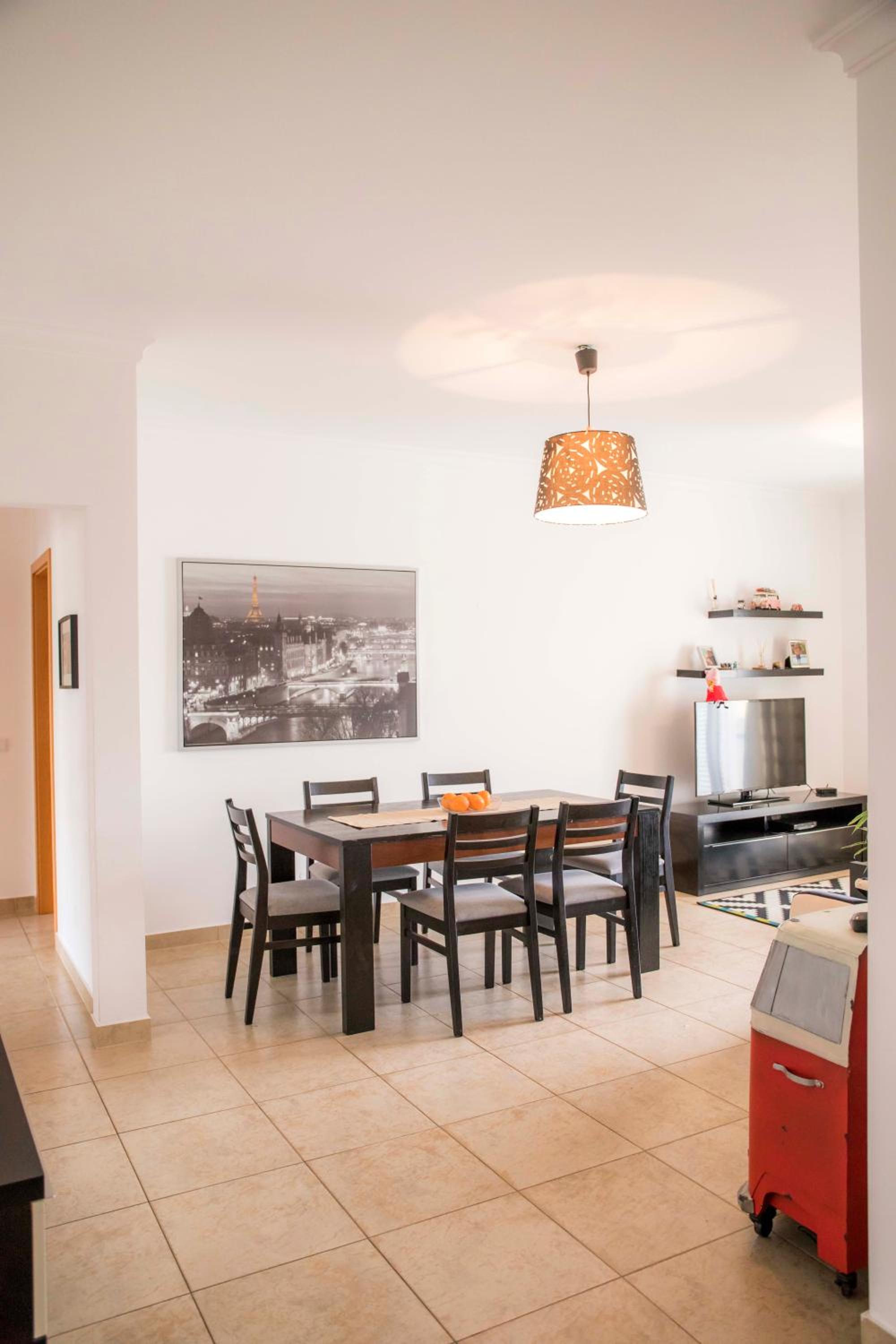 C02 - Luxury 3 Bed With Pool View