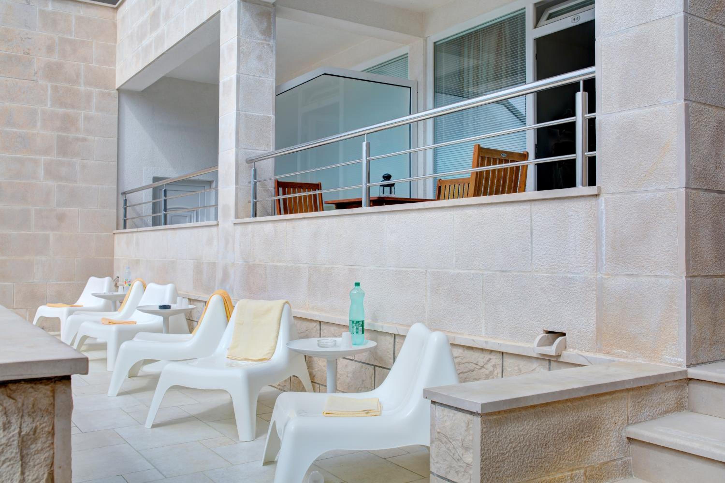 Villa Katarina 2nd Floor Apartments photo 5