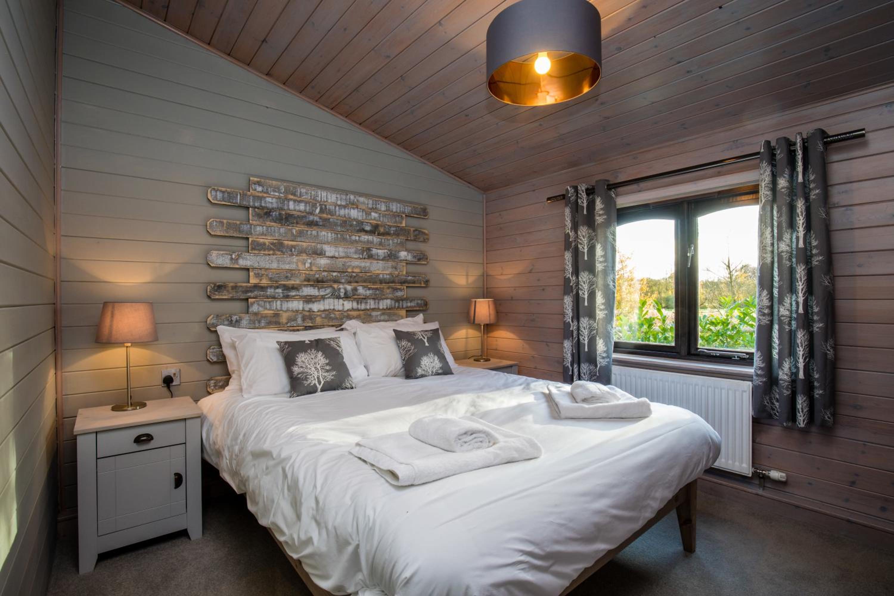 Fairwood Lakes Holiday Park