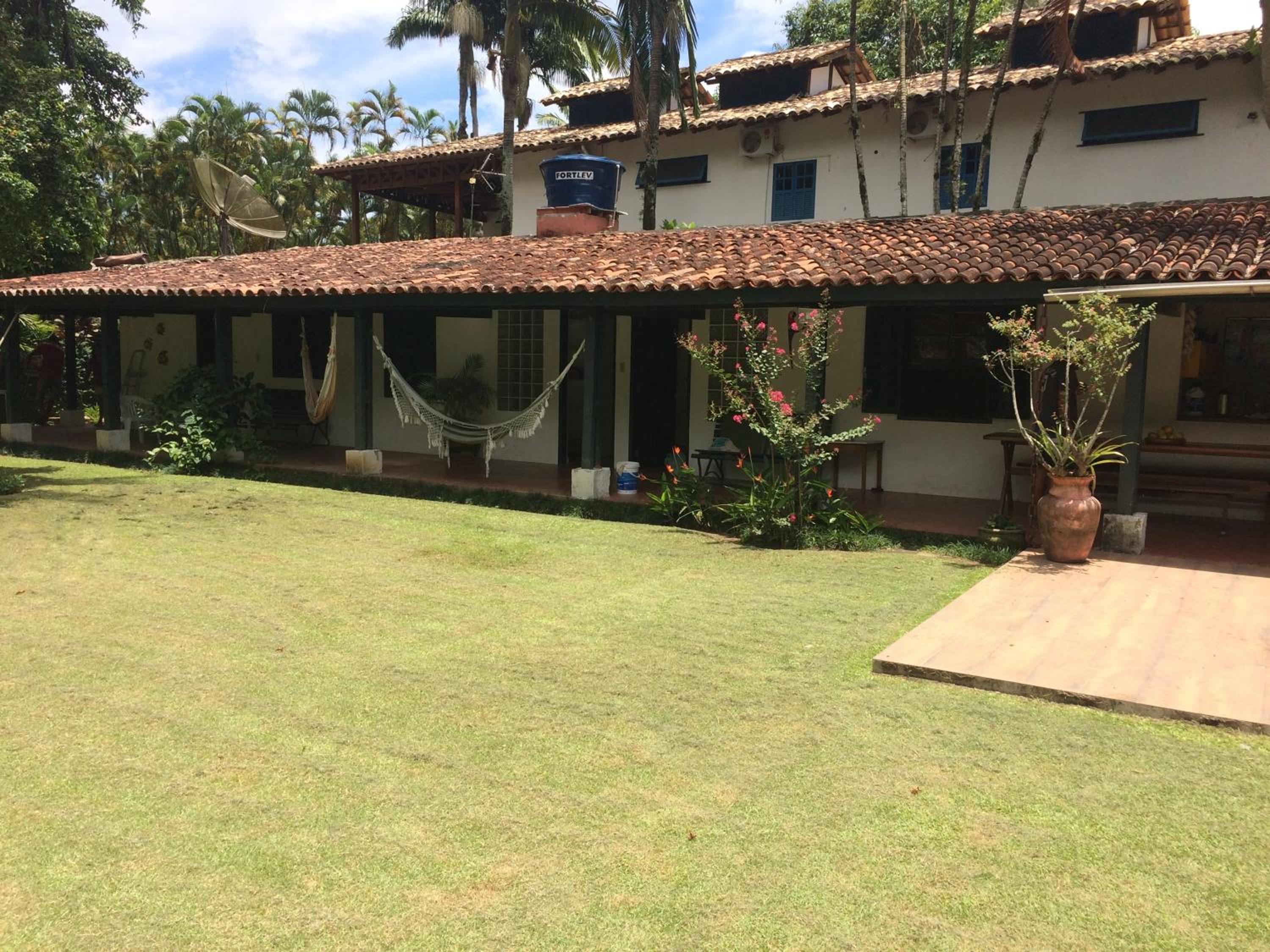 Casa Colonial Térrea no Saco da Capela em Ilhabela