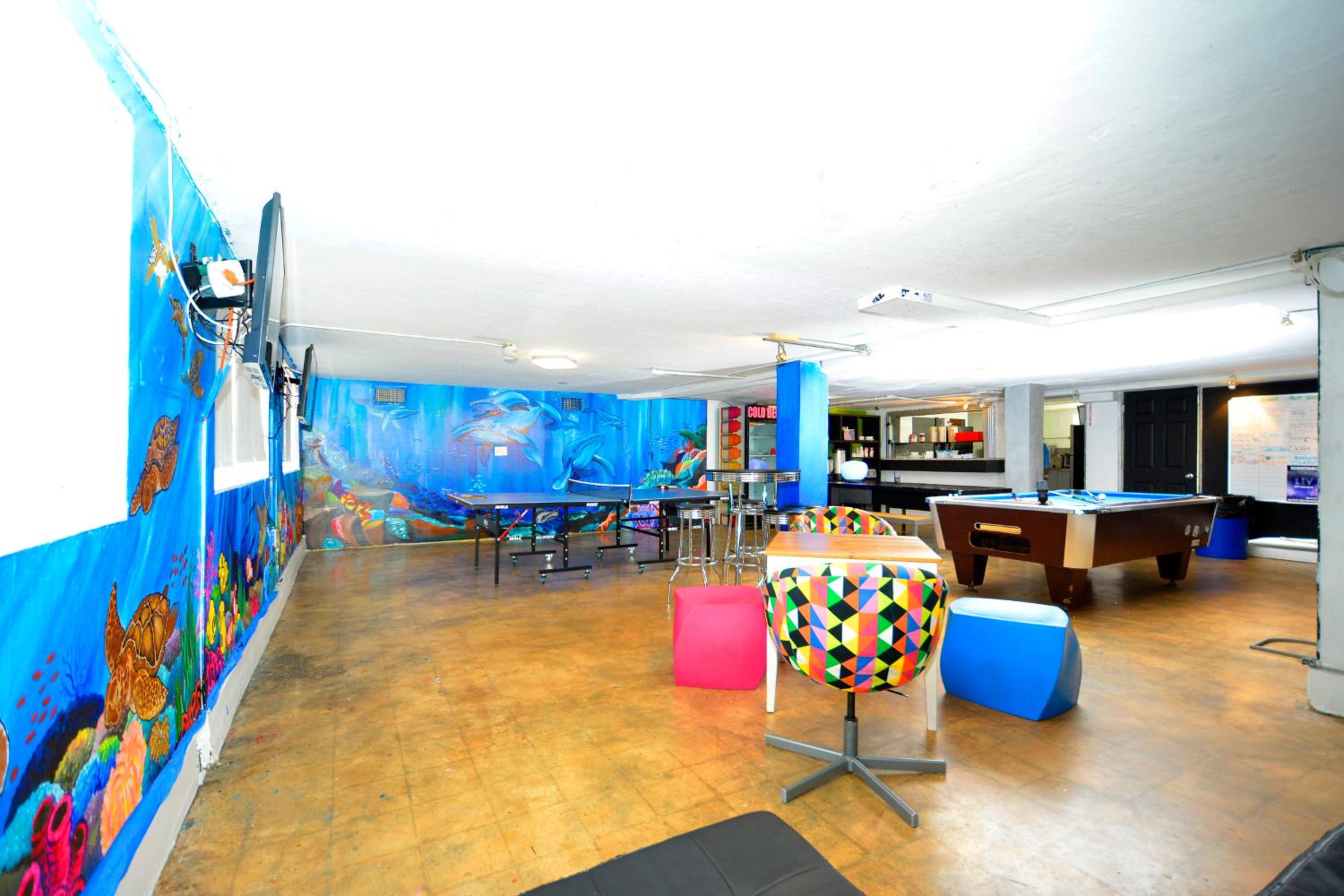 South Beach Rooms and Hostel