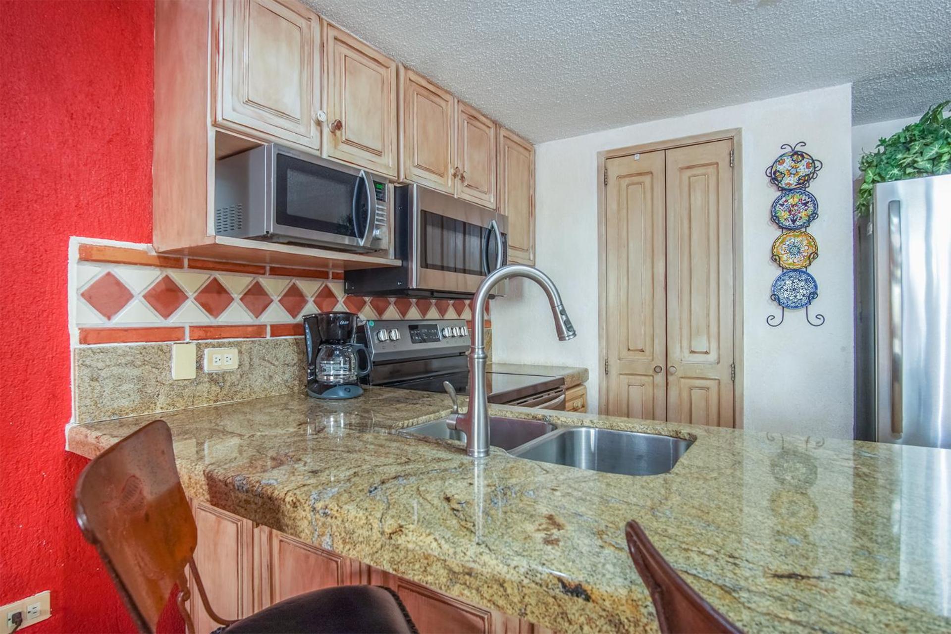 Sandy Toes Refuge Premium Ocean View Condo