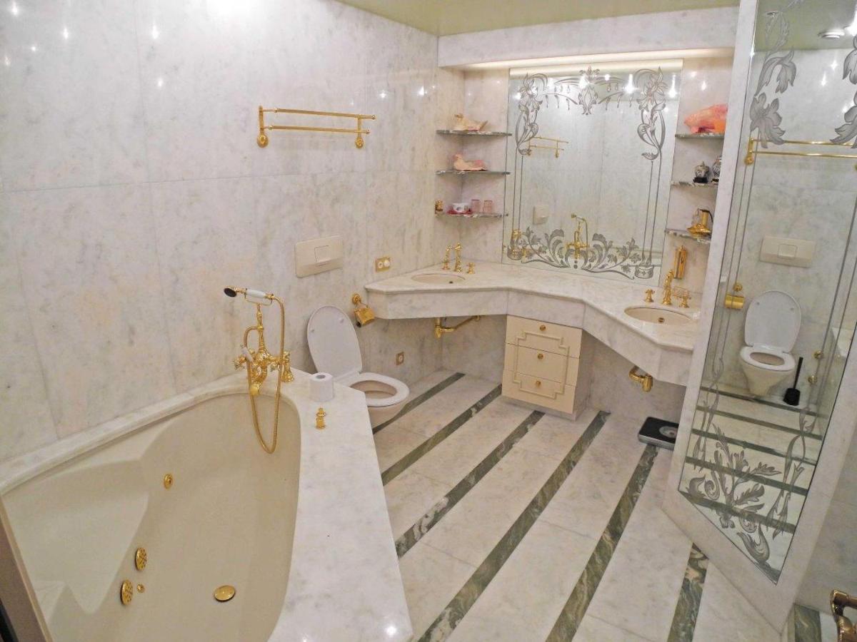 Villa Orselina App 7273