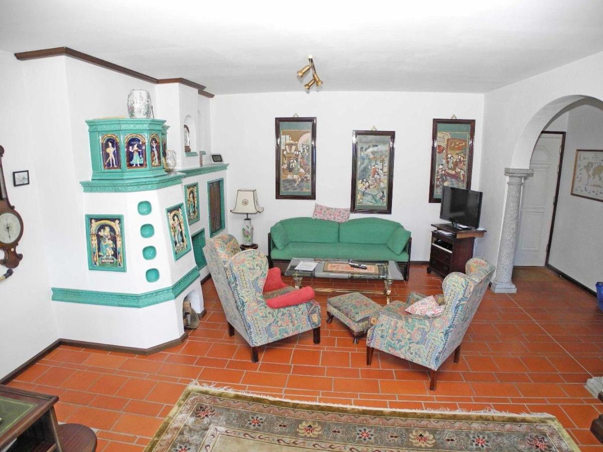 Villa Orselina App 7273