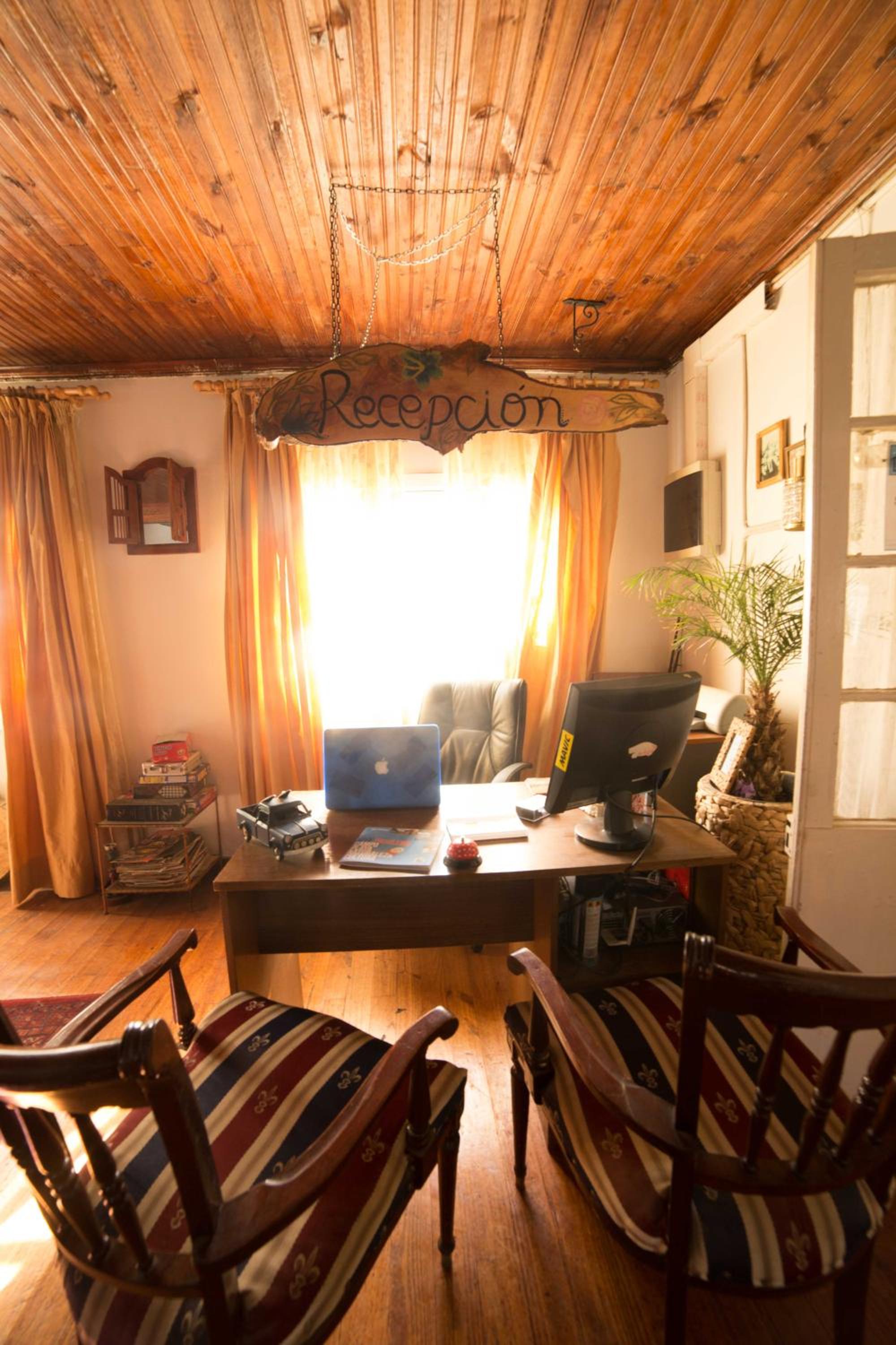 Hostel Moreno