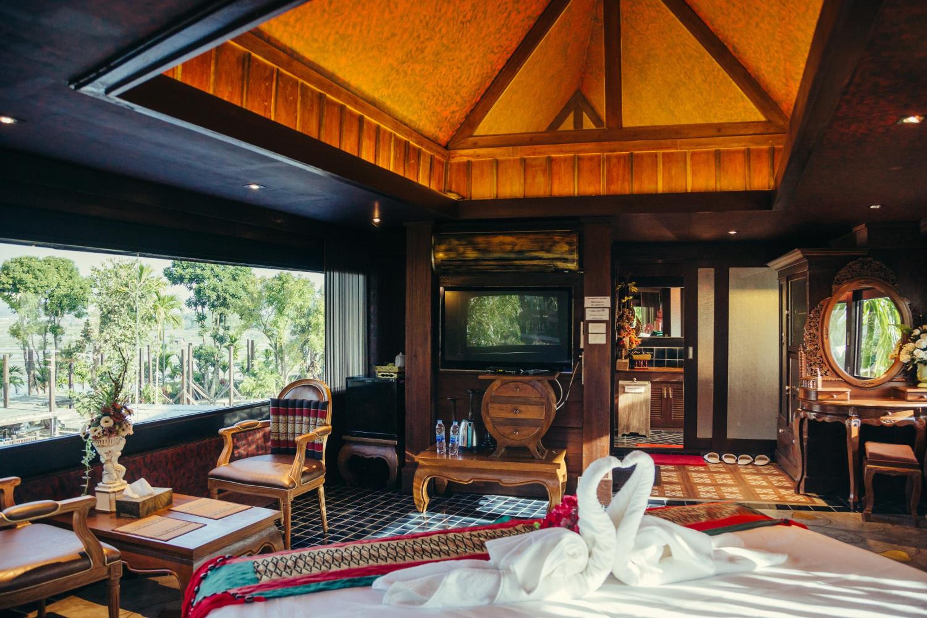 Bantunglom Resort