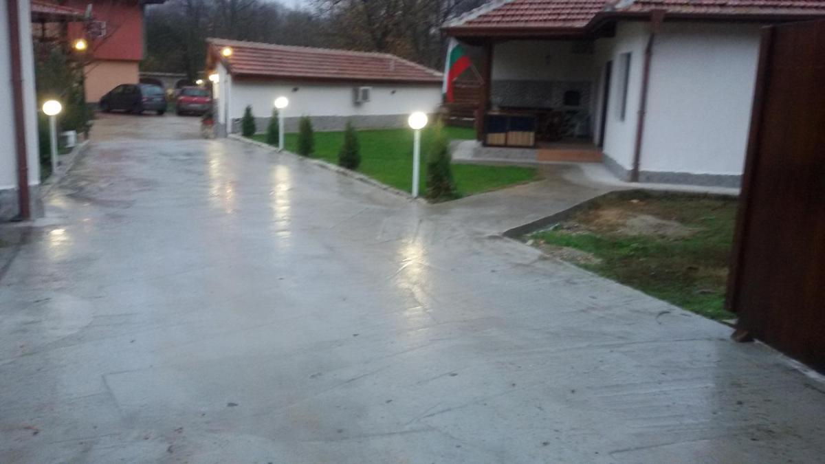 Guest House 
