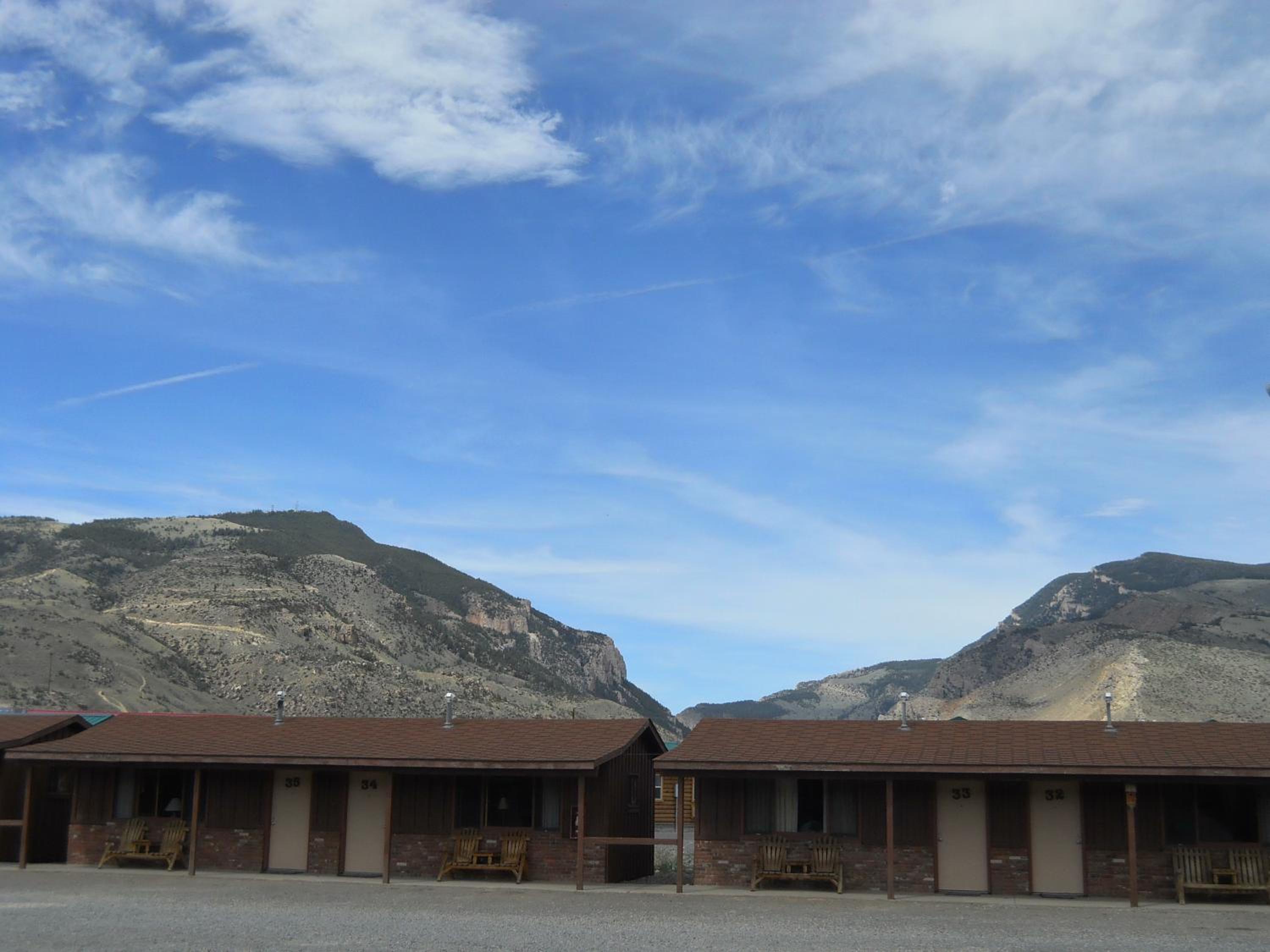 Big Bear Motel