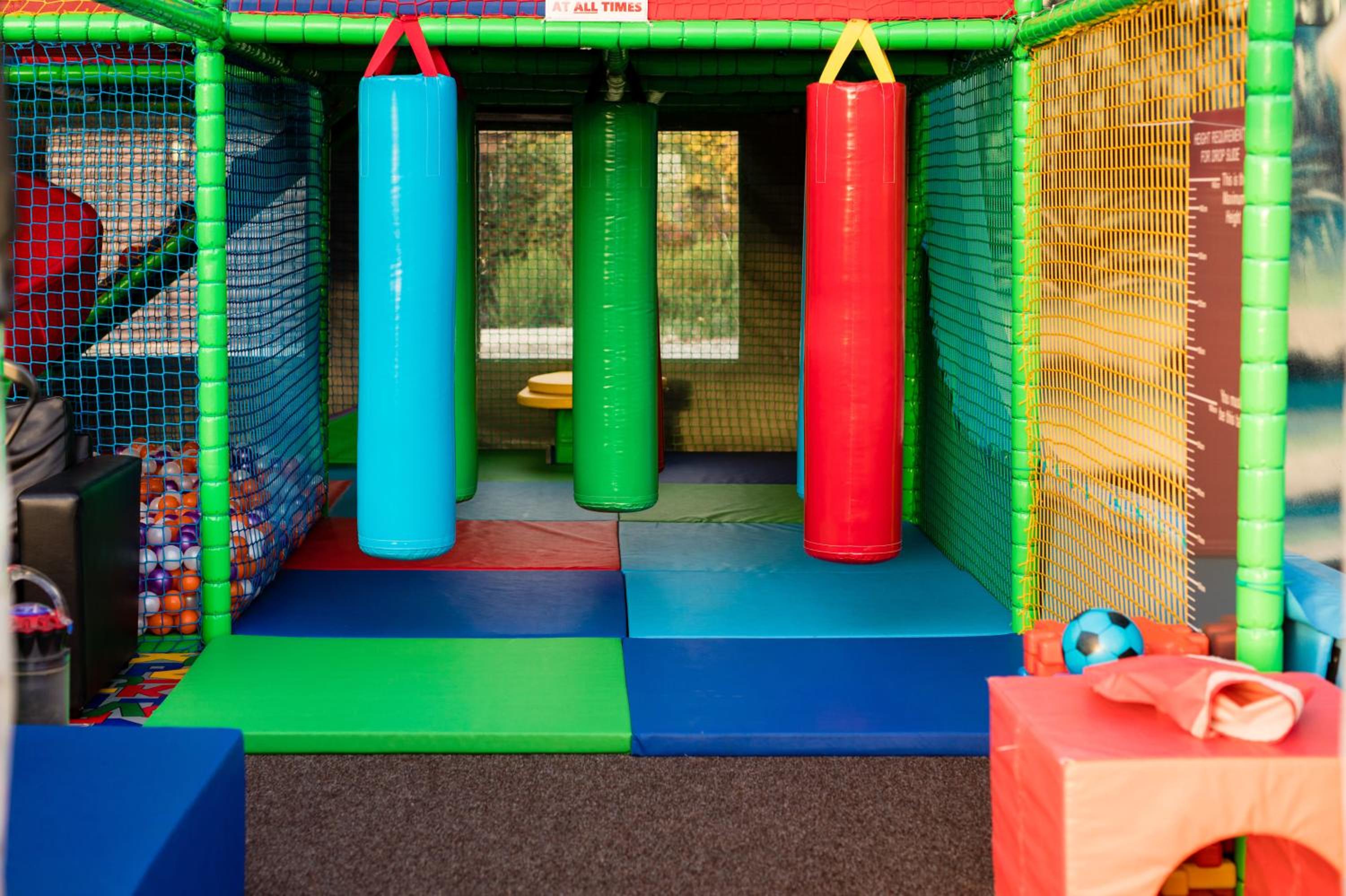 Fairwood Lakes Holiday Park