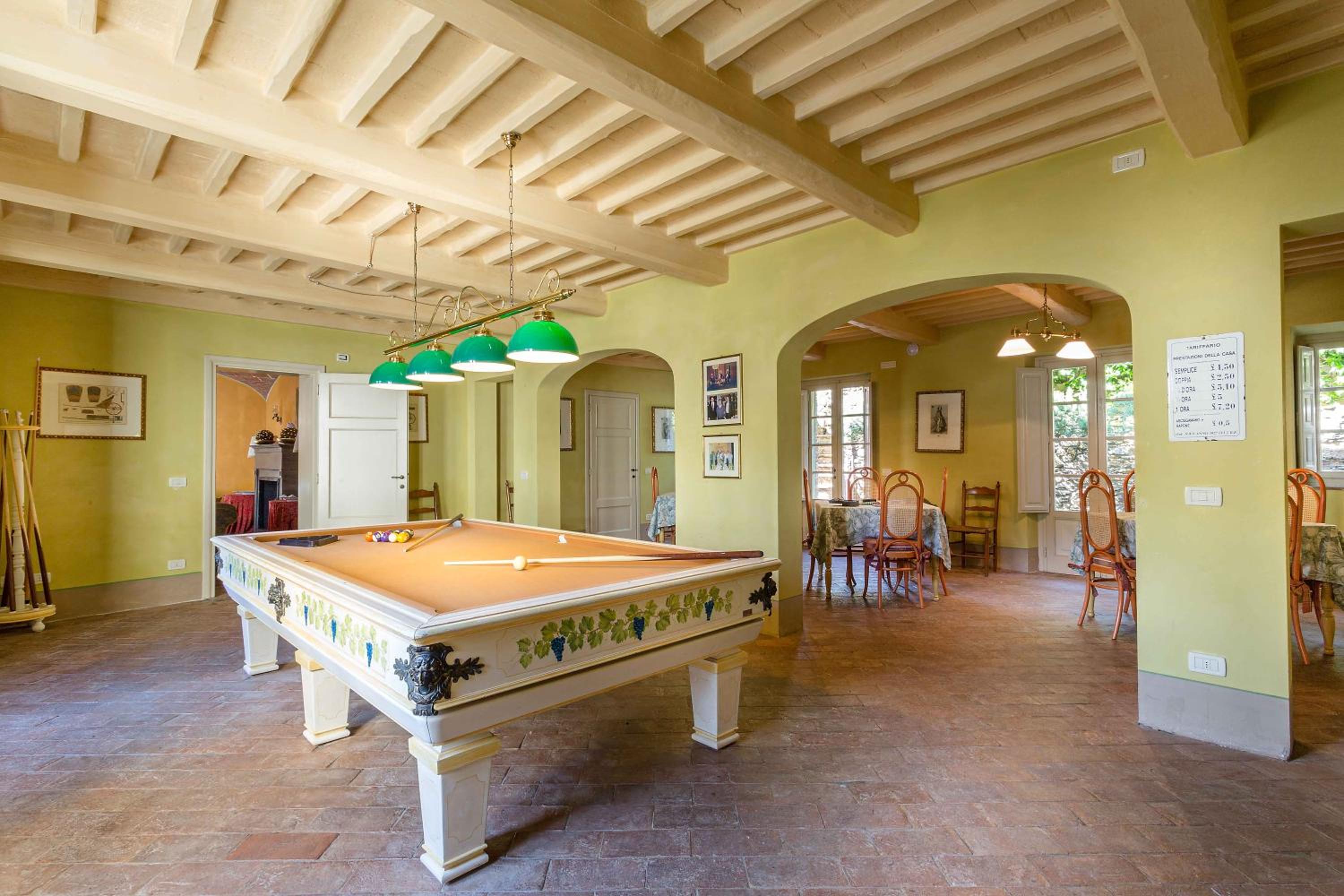 Coselli 's Collection. Luxury Villas Rental