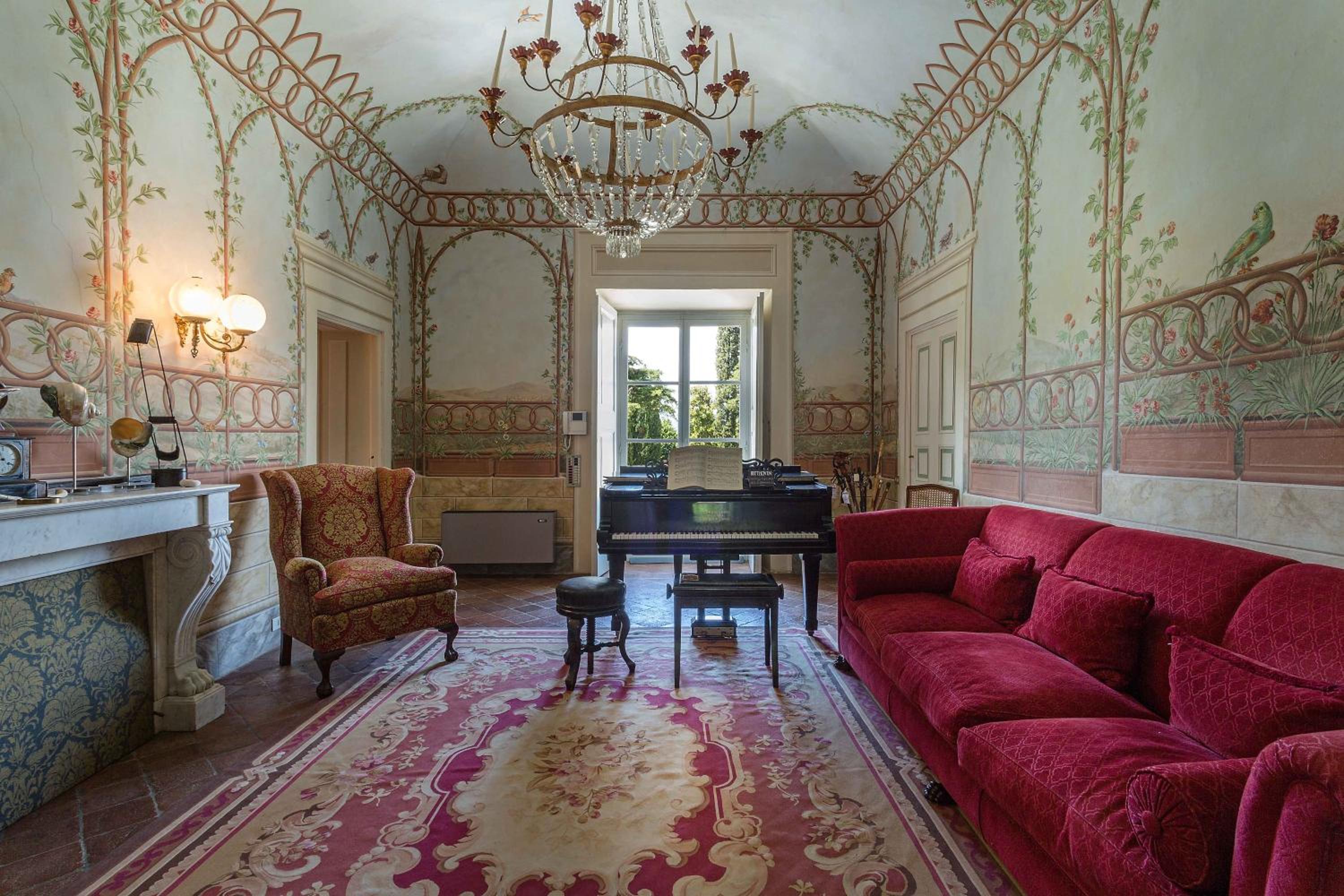 Coselli 's Collection. Luxury Villas Rental