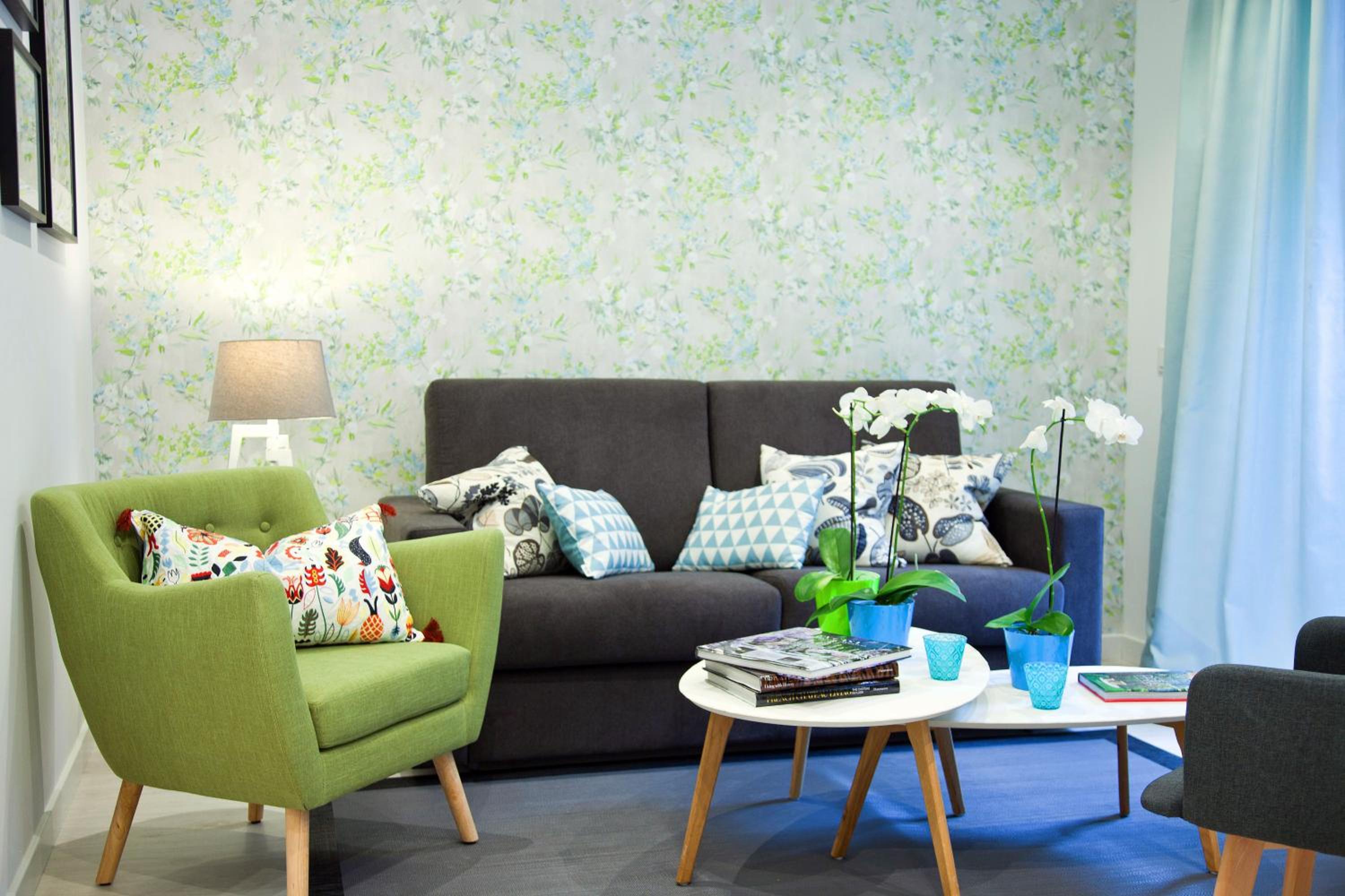 Feelathome Madrid Suites Apartments