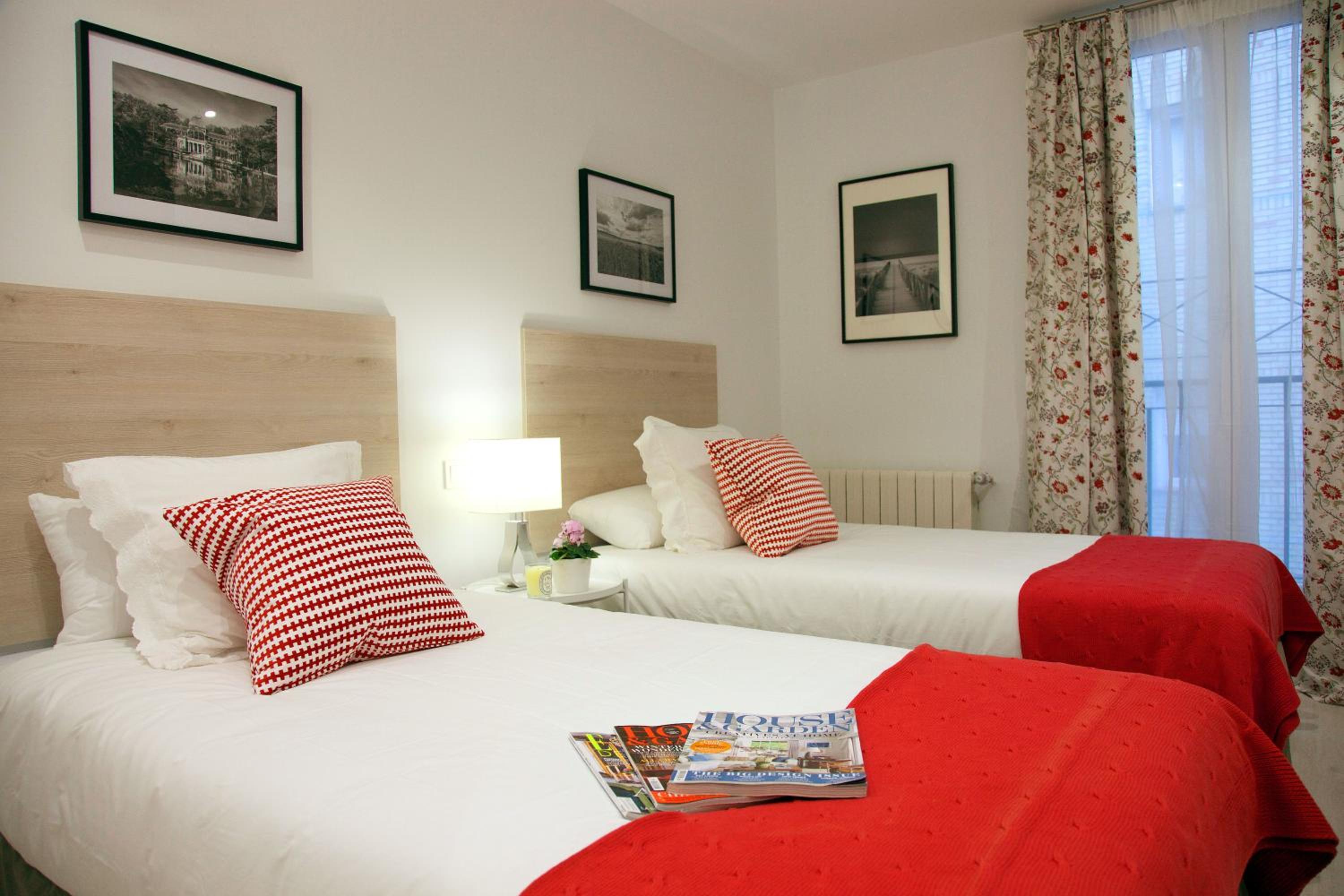 Feelathome Madrid Suites Apartments