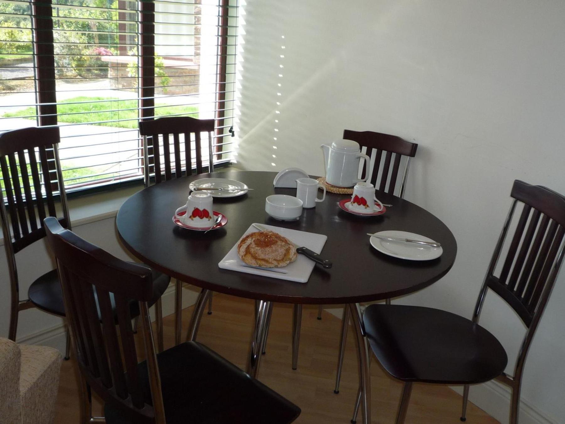 Grove Lodge Holiday Homes 2 Bed by Trident Holiday Homes view 2
