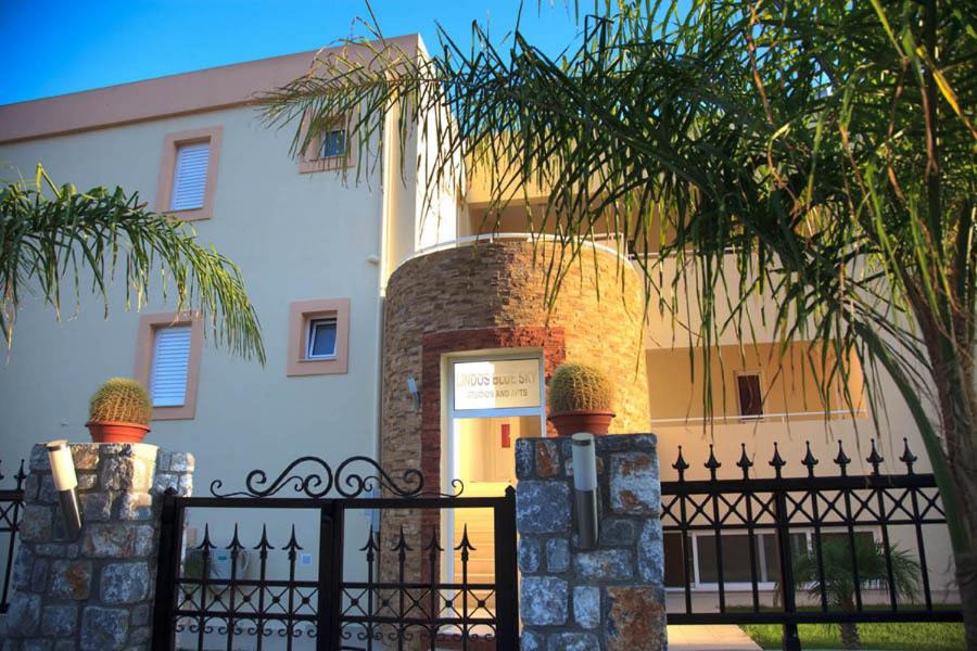 Hotel Lindos Blue Sky - Image 1