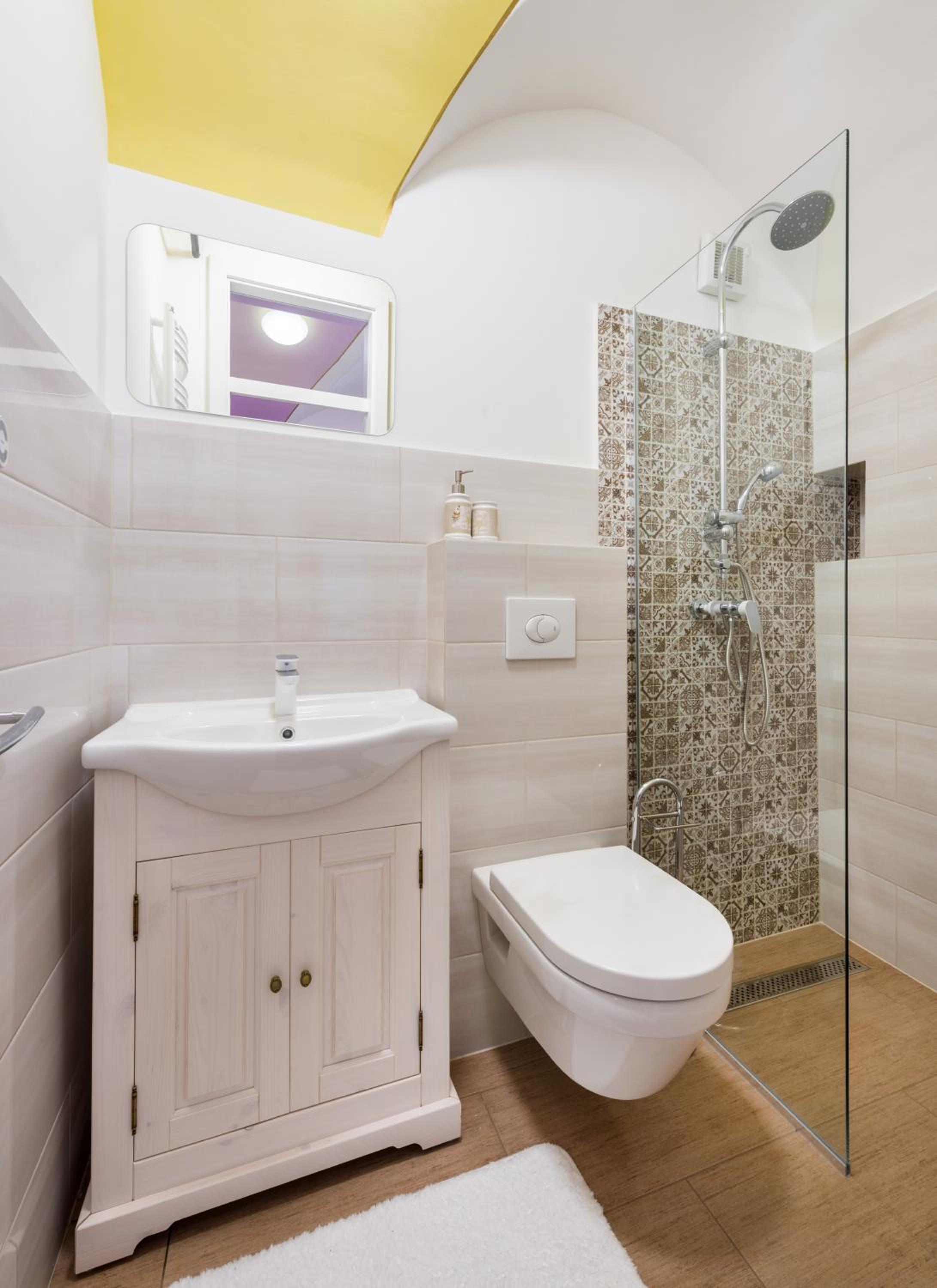 Codelli Deluxe City Centre Apartments view 3